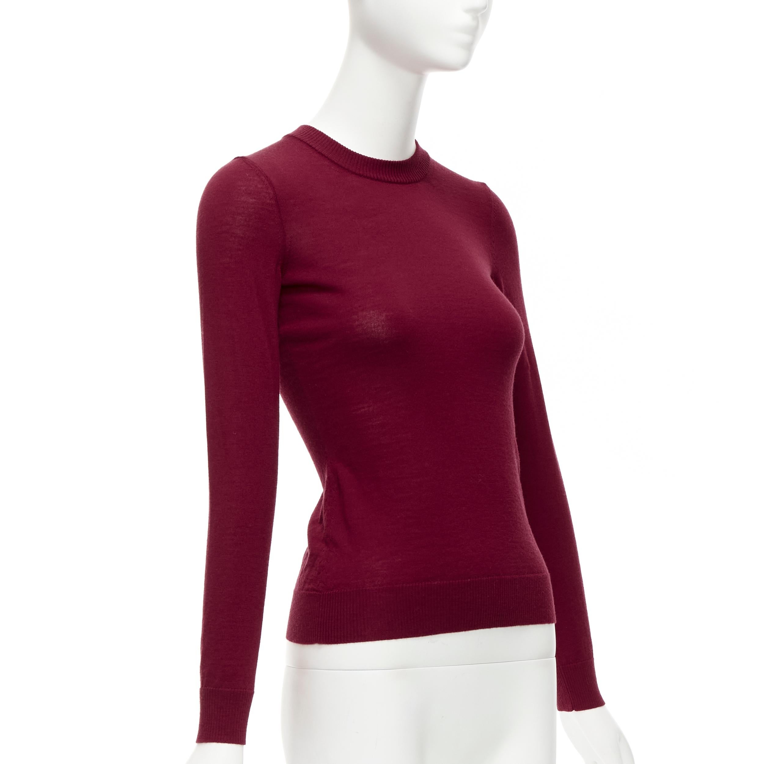 ALAIA 100% virgin wool dark red long sleeve crew neck sweater FR36 S In Excellent Condition For Sale In Hong Kong, NT