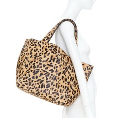 ALAIA 2025 « Le Cabas » : grand sac fourre-tout ouvert sur le dessus, en cuir de veau marron sépia à imprimé léopard