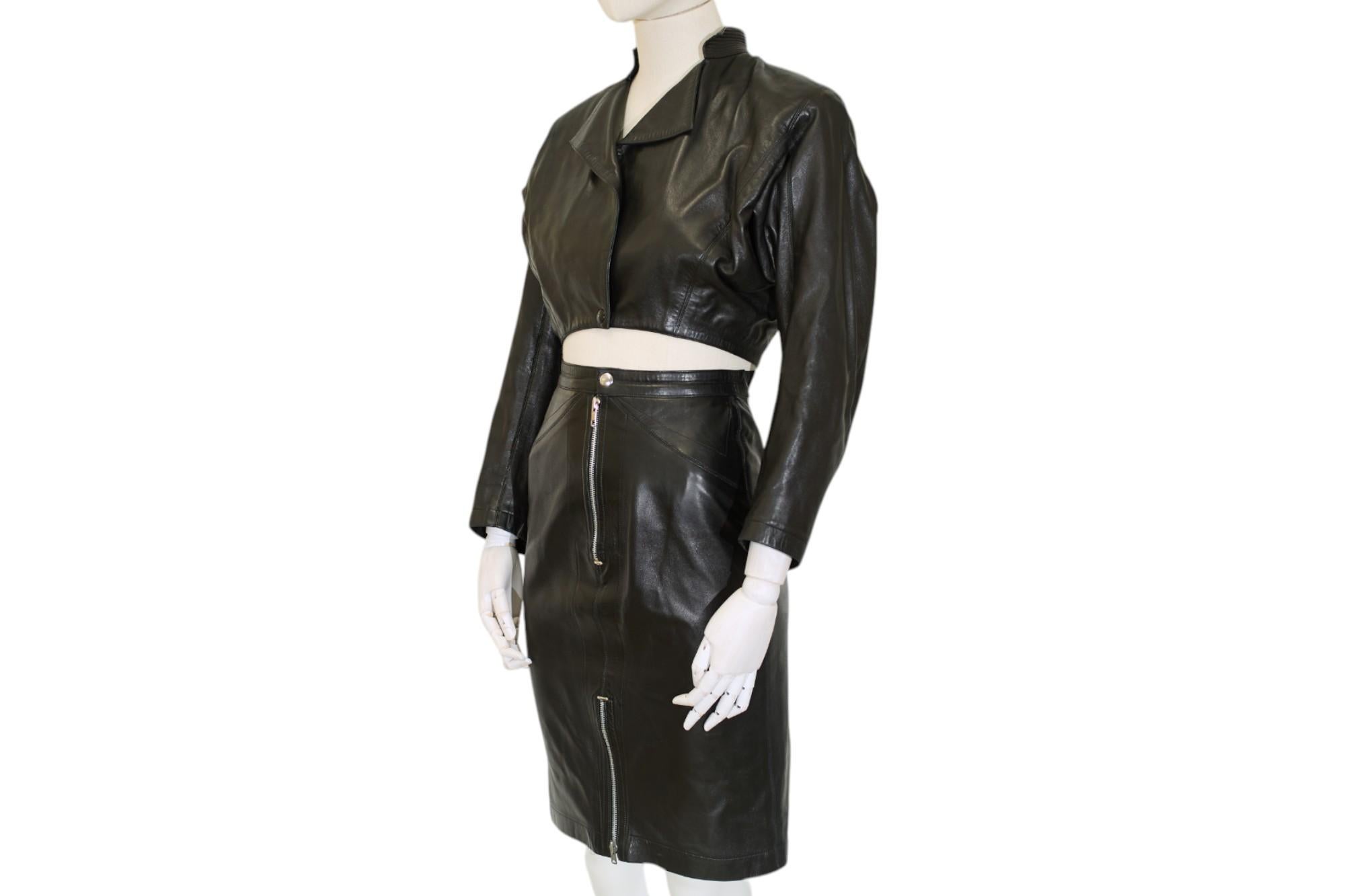 Alaiä 80s Leather Bomber and Skirt Set in vendita 5