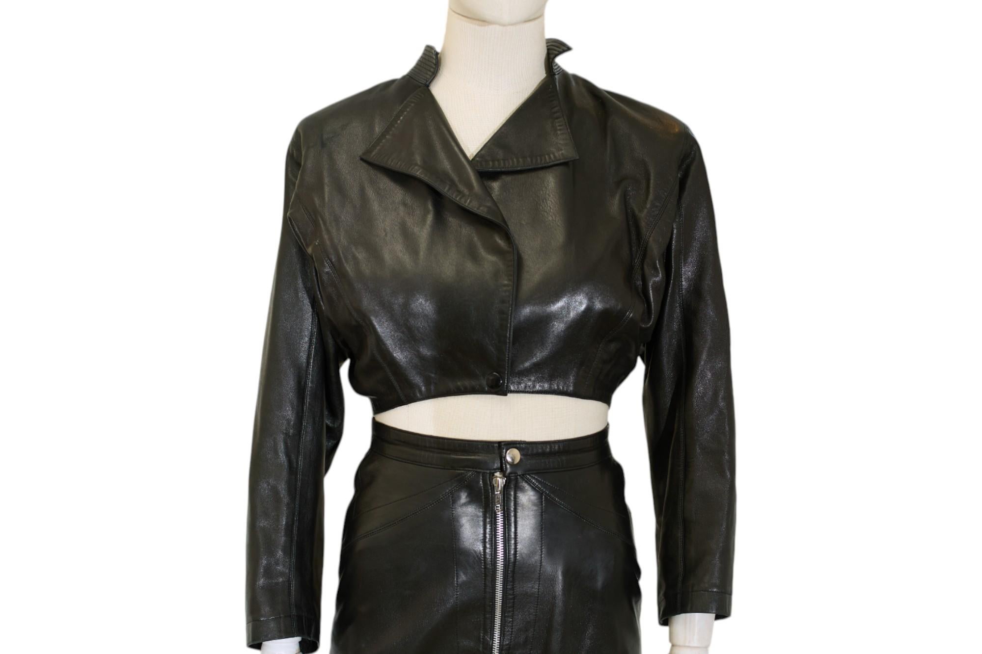 Alaiä 80s Leather Bomber and Skirt Set in vendita 6