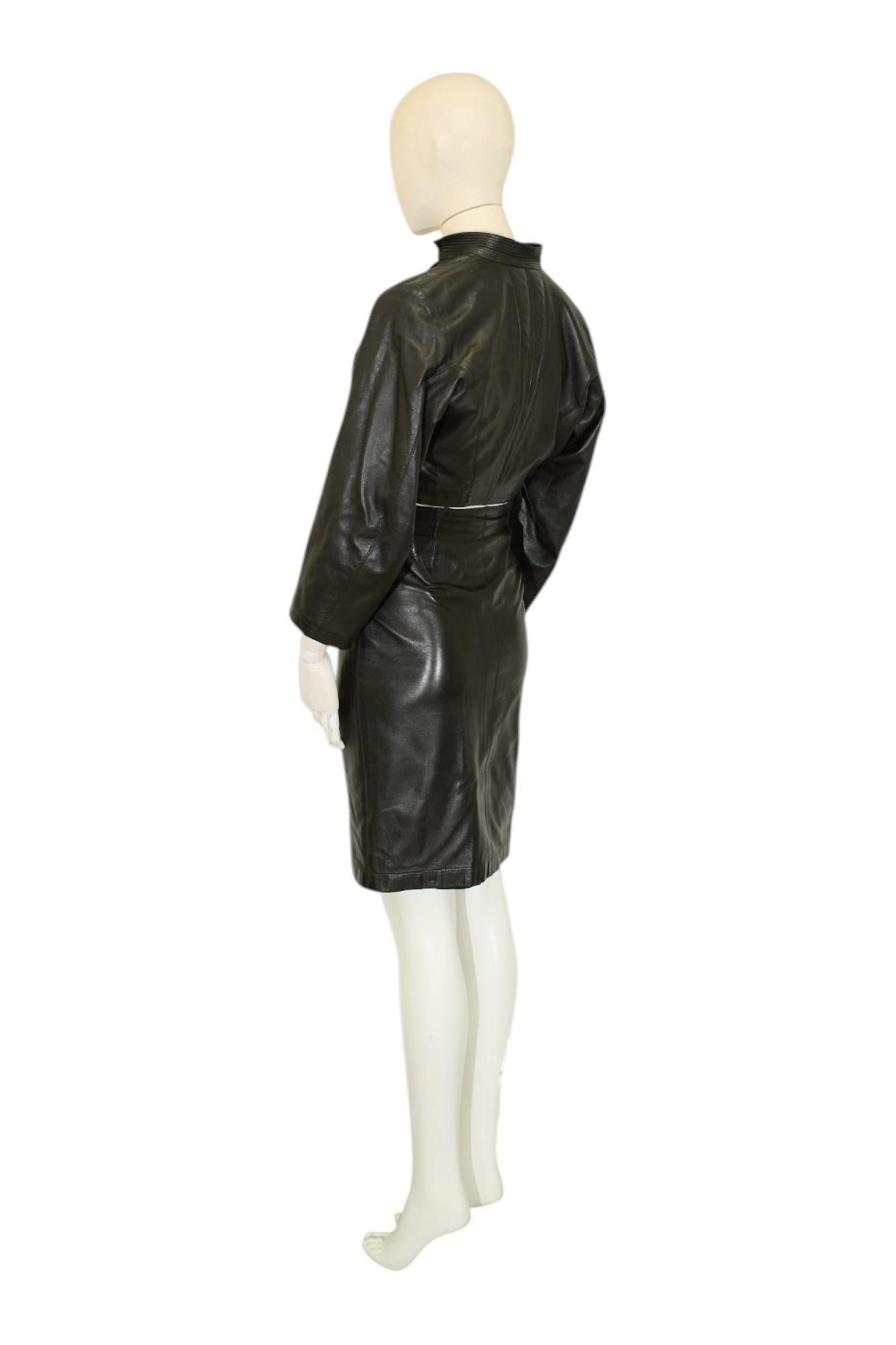 Alaiä 80s Leather Bomber and Skirt Set in vendita 3