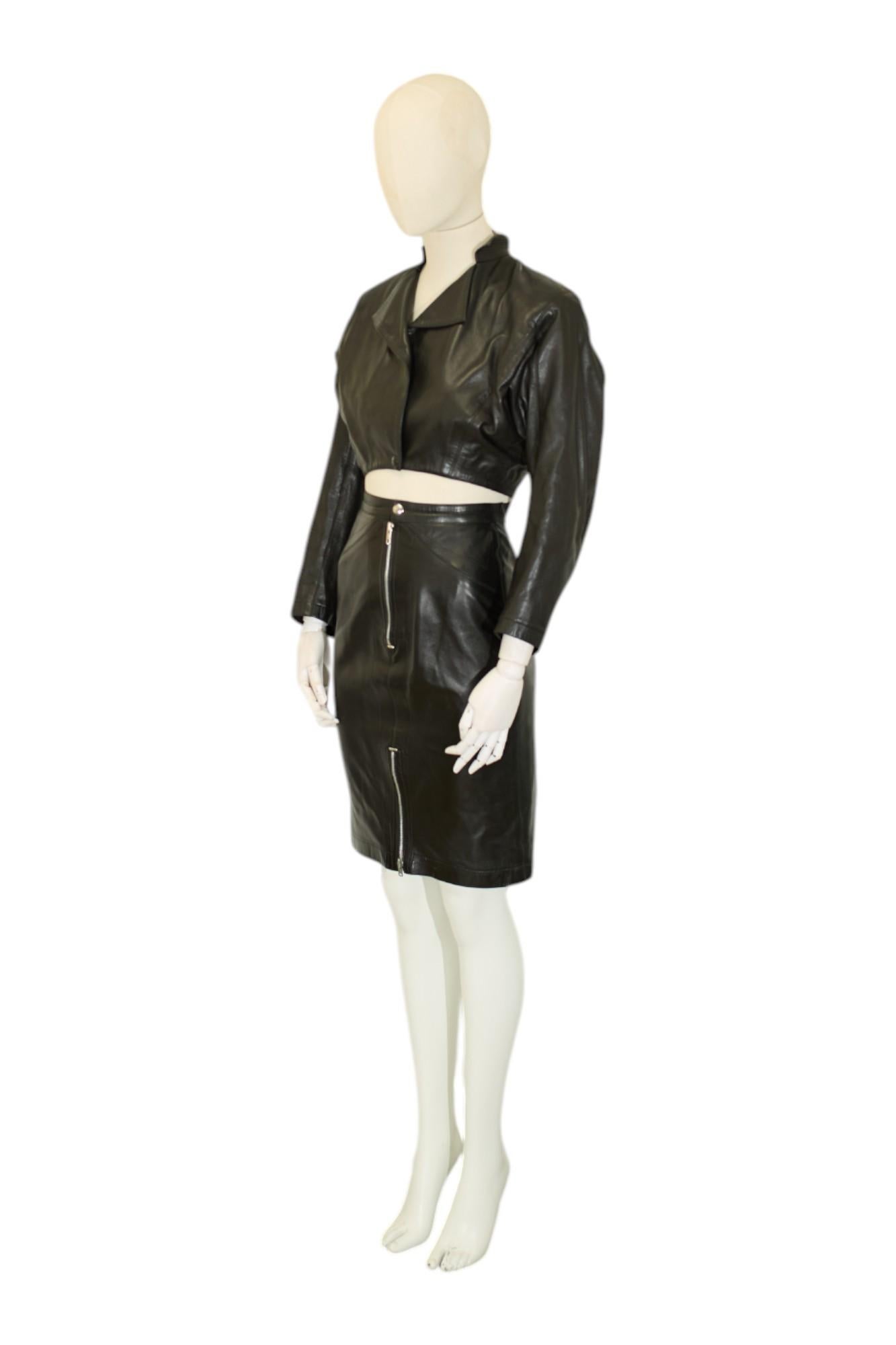 Alaiä 80s Leather Bomber and Skirt Set in vendita 4