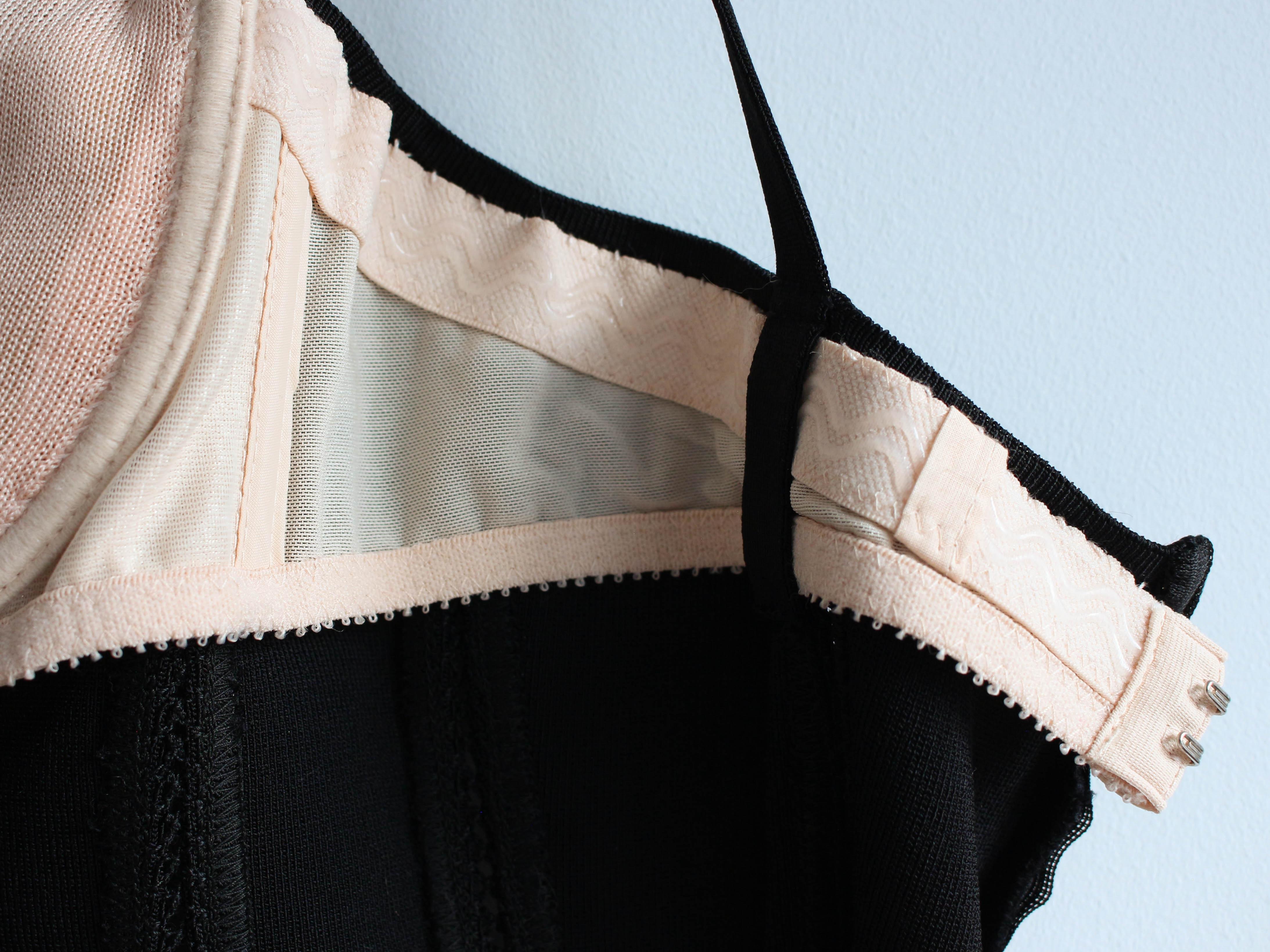 Alaïa Autumn/Winter 1991 Runway Christy Turlington Black Corset Bodysuit For Sale 10