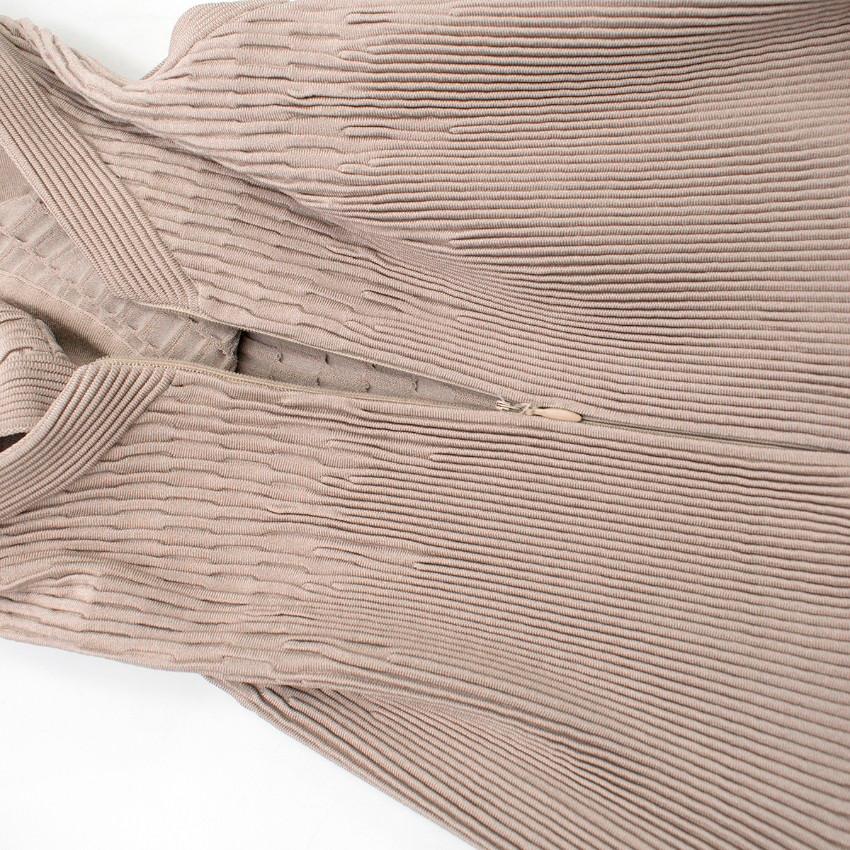 Alaia Beige Stretch Knit Dress US 6 In Good Condition For Sale In London, GB
