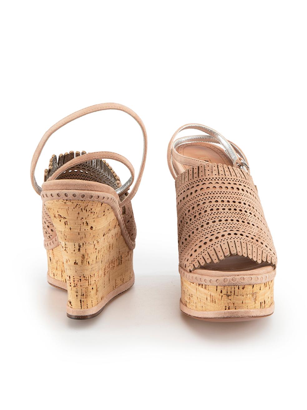 Alaïa Beige Suede Perforated Cork Wedges Size IT 40.5 In New Condition For Sale In London, GB