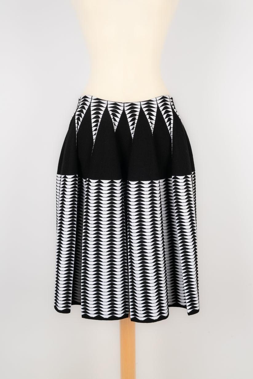 Women's Alaïa Black and White Mesh Flared Skirt, 2014/2015 For Sale