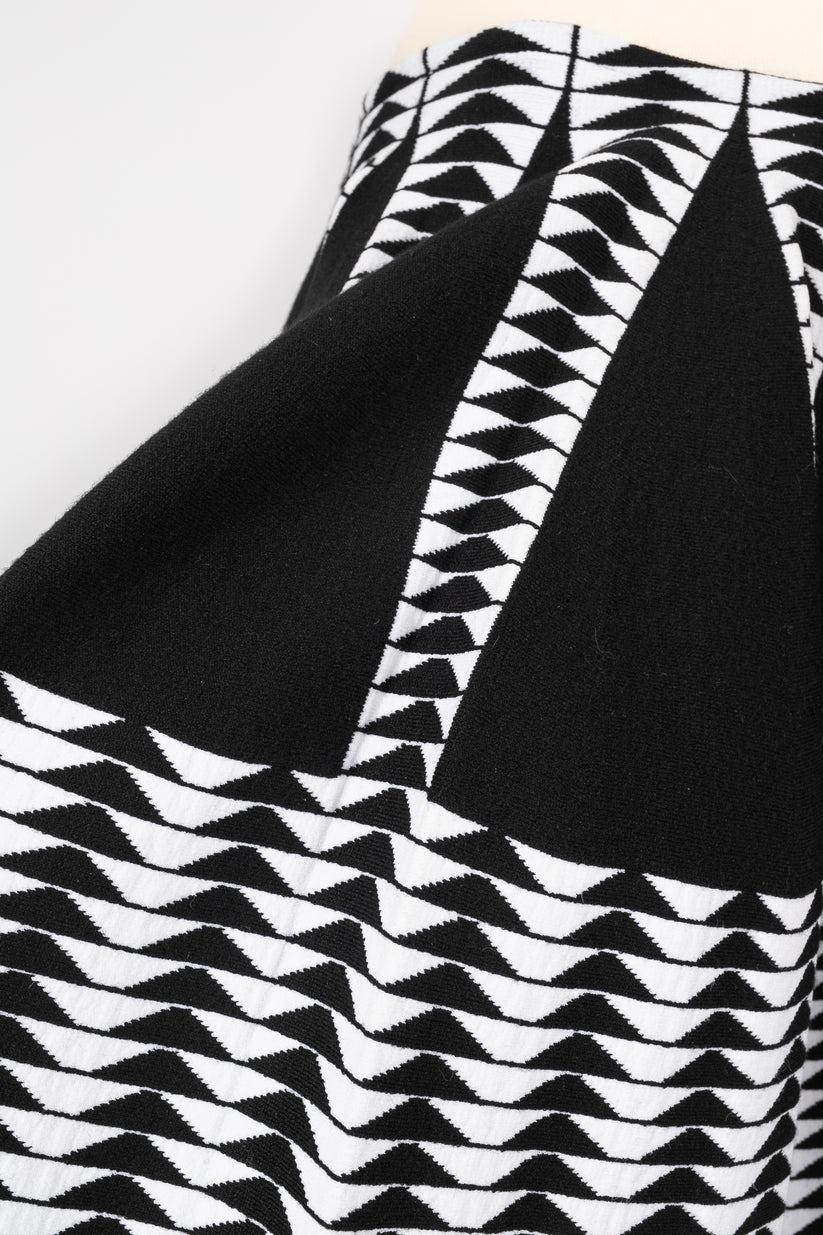 Alaïa Black and White Mesh Flared Skirt, 2014/2015 For Sale 4