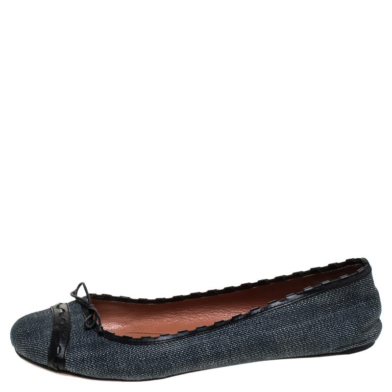 Ballerines à nœud en denim noir/bleu Alaia Taille 37 Pour femmes en vente