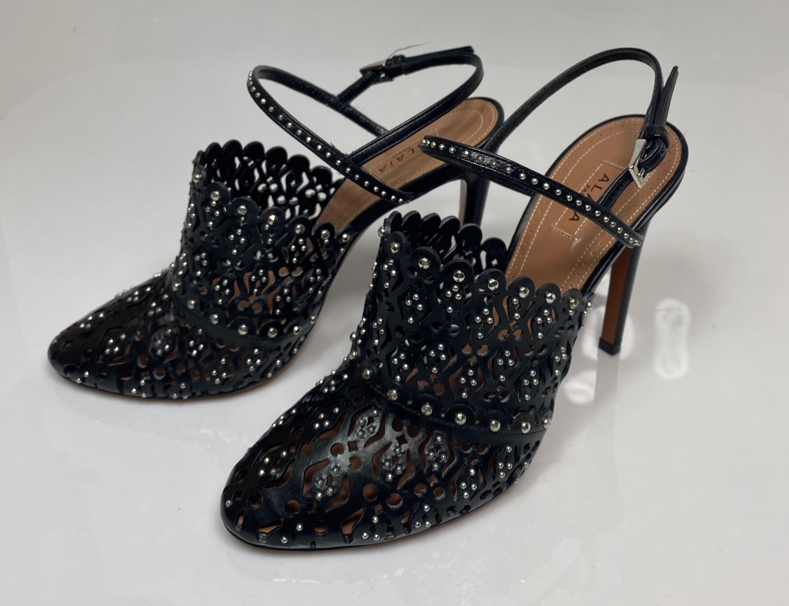 Alaia Black “Bottines” slingback heels - Size 37.5 For Sale 2