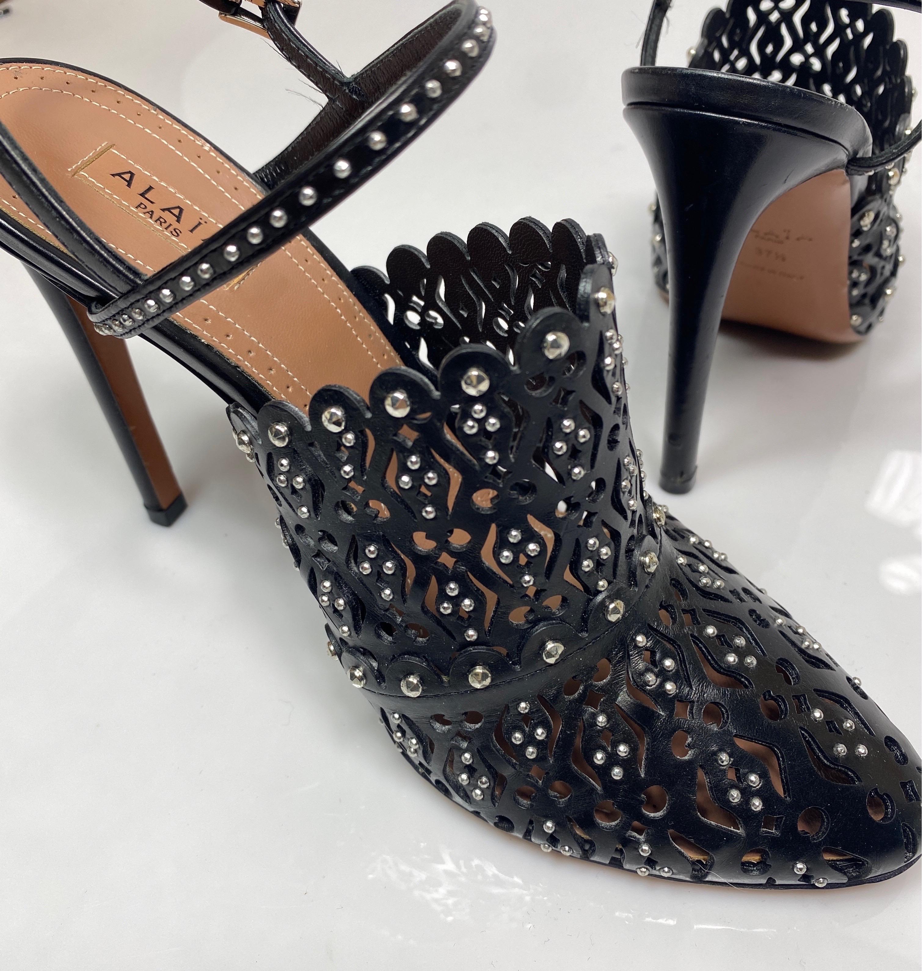 Alaia Black “Bottines” slingback heels - Size 37.5 For Sale 5