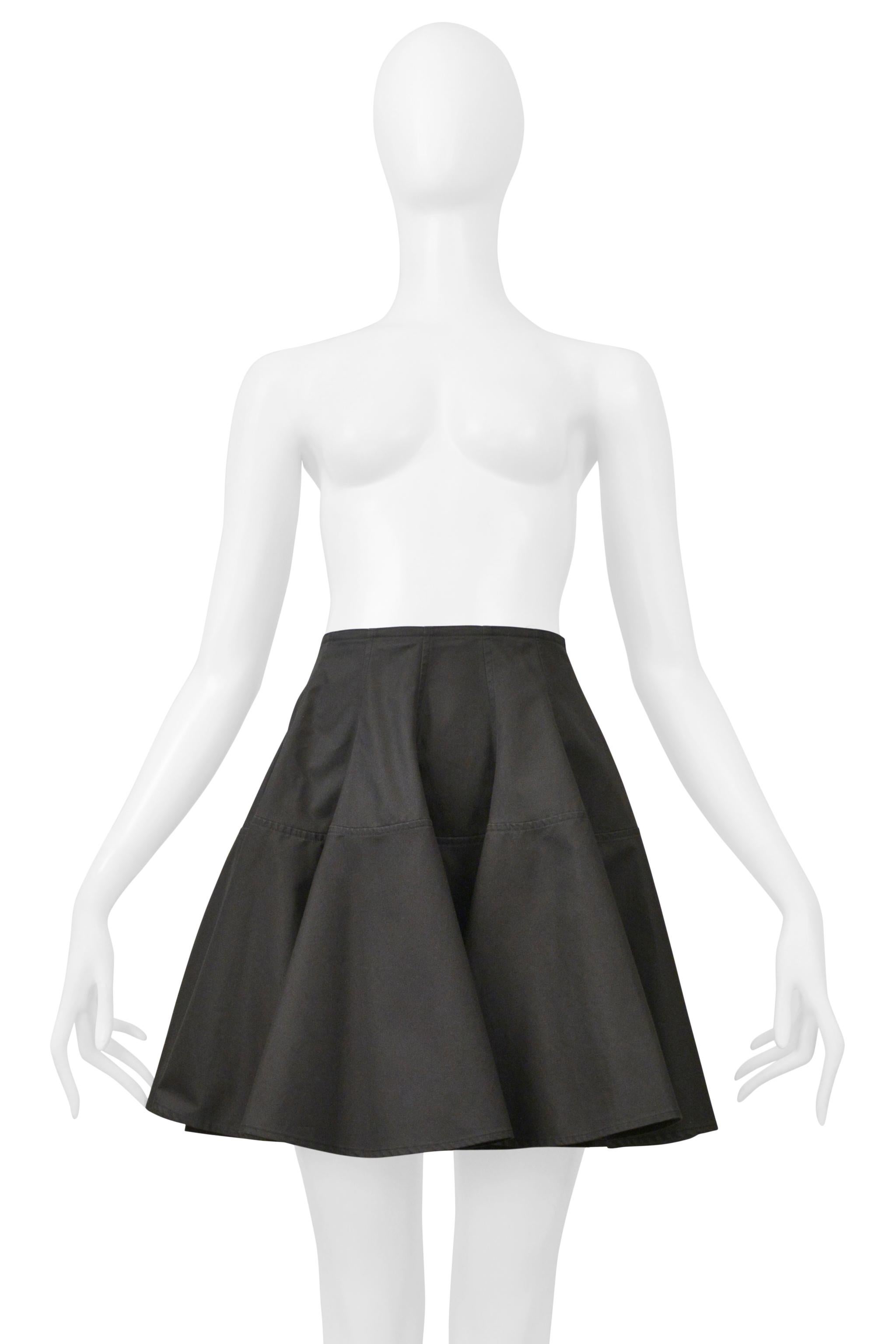 Resurrection Vintage is excited to offer a vintage Azzedine Alaia black cotton sweetheart skater skirt featuring gored panels, a flirty mini length, and a center-back zipper. 


Alaia Label
Size: 36
Fabric: 100% Cotton 
Circa 2010s
Very Good Vintage
