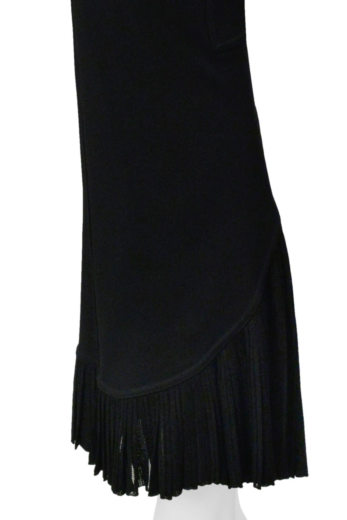 Alaia Schwarzes Abendkleid mit Spitzensaum und mehreren Trägern 1990 im Angebot 4