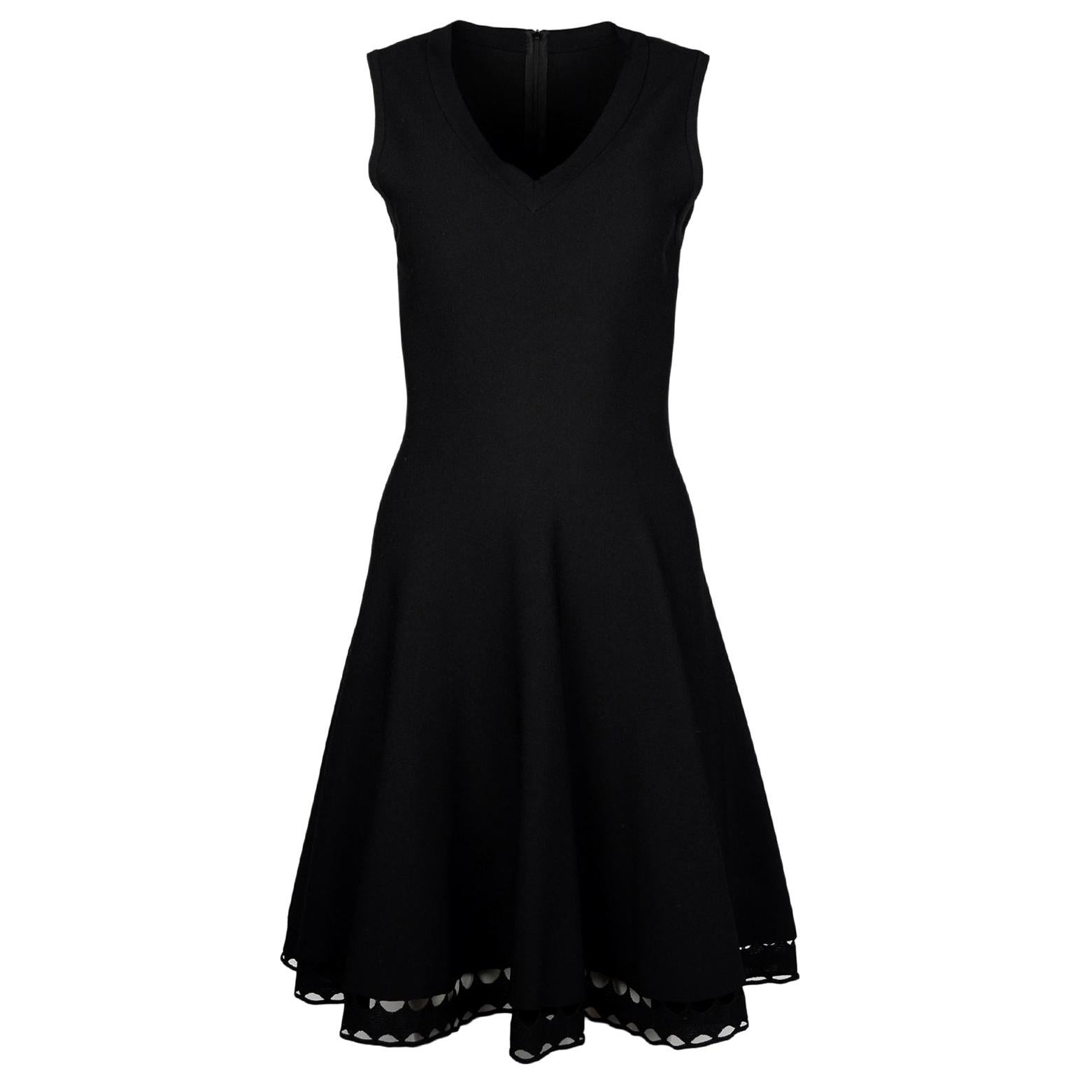 Alaia Black Fit & Flare V Neck Sleeveless Dress W/ Crochet Hem Sz IT42 For Sale