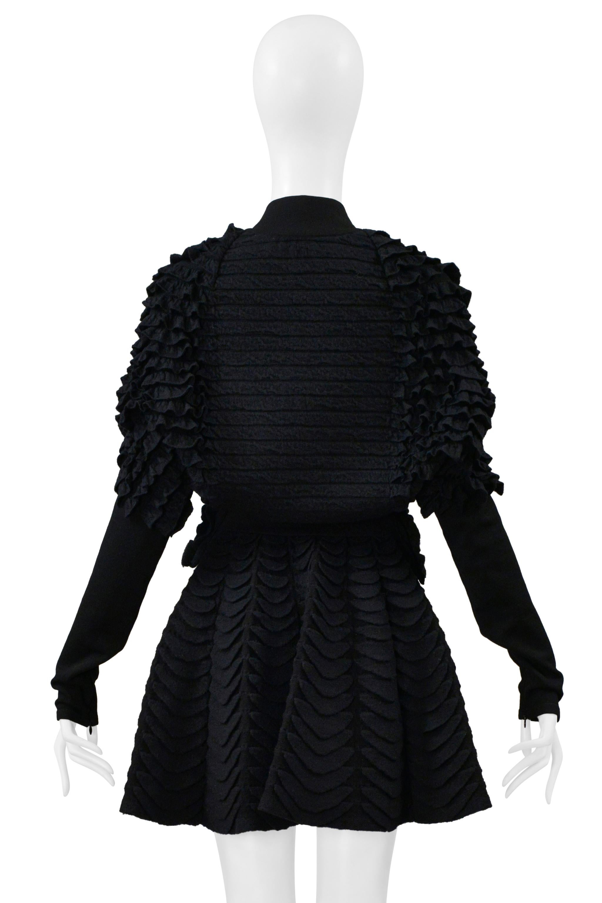 Alaia - Cardigan con volant e gonna a ventaglio in maglia nera In condizioni ottime in vendita a Los Angeles, CA