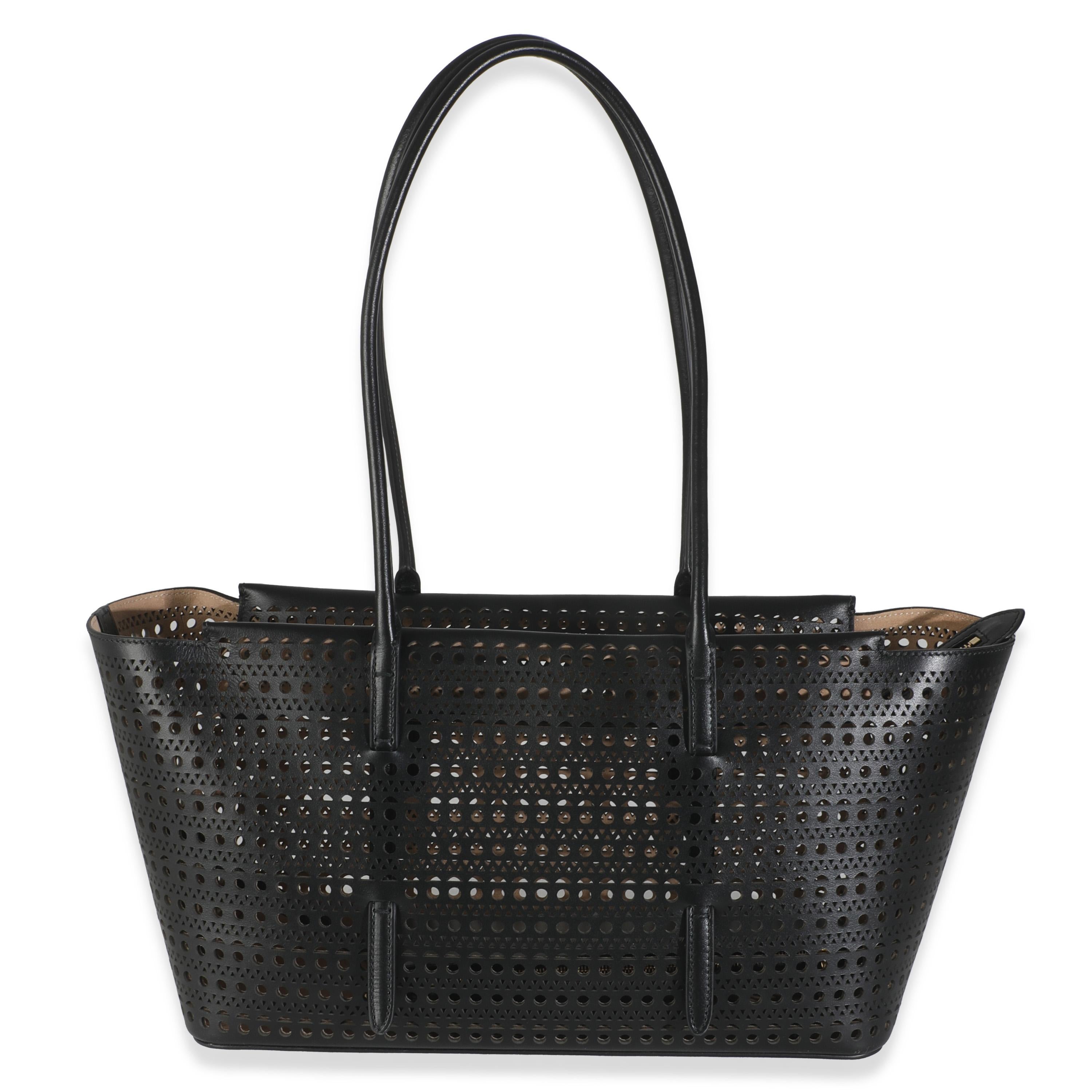 Listing Title: Alaia Black Laser Cut Calfskin Neo Mina 32
SKU: 145791
MSRP: 2950.00 USD
Condition: Pre-owned 
Handbag Condition: Pristine
Condition Comments: Item has no indication of wear.  Final sale.
Brand: Alaia
Model: Neo Mina 32
Origin