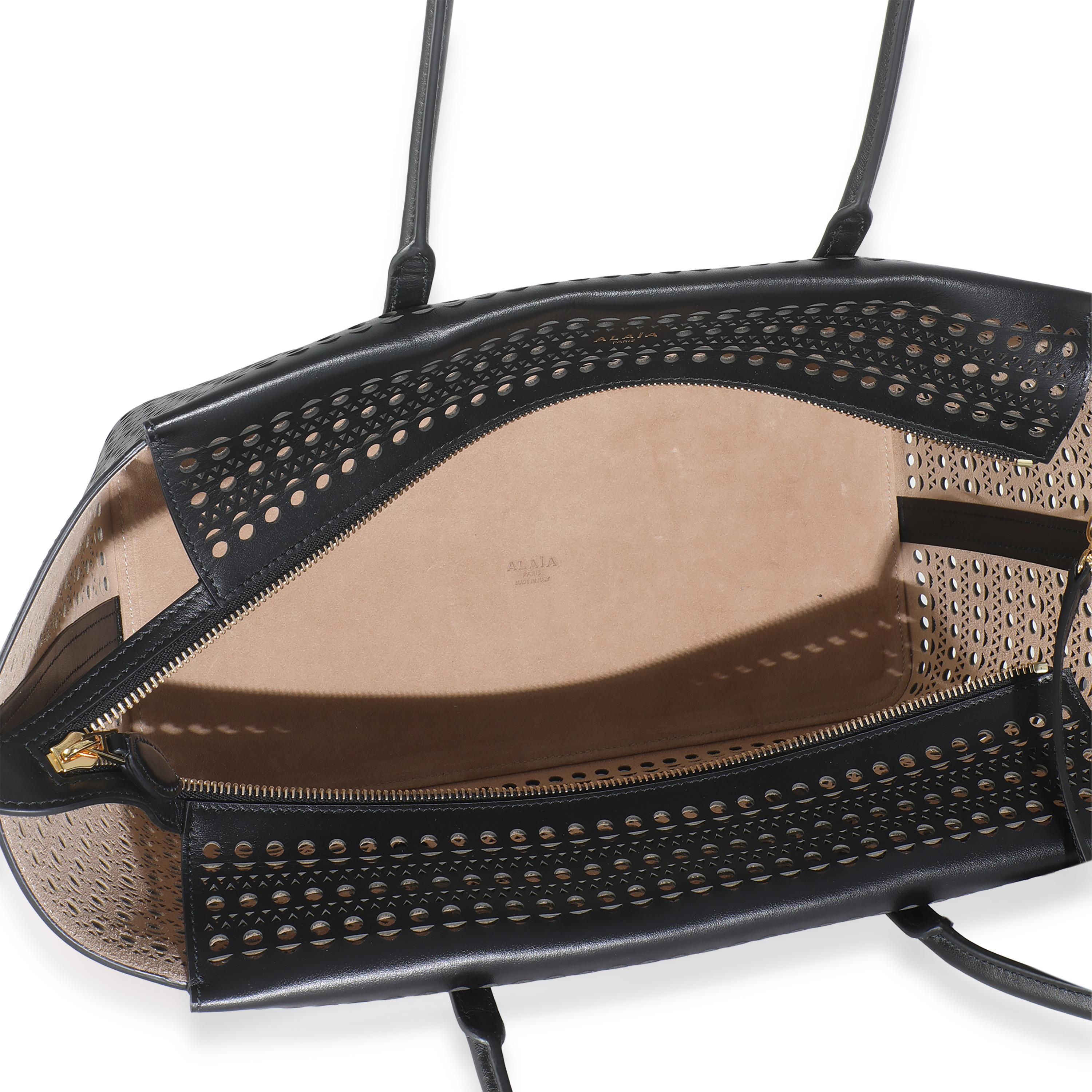 Alaia Black Laser Cut Calfskin Neo Mina 32 For Sale 1