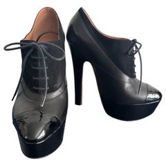 Alaïa Black Leather Oxford Stiletto Ankle Boots Platform EU 38.5 US 8 Posh Spice