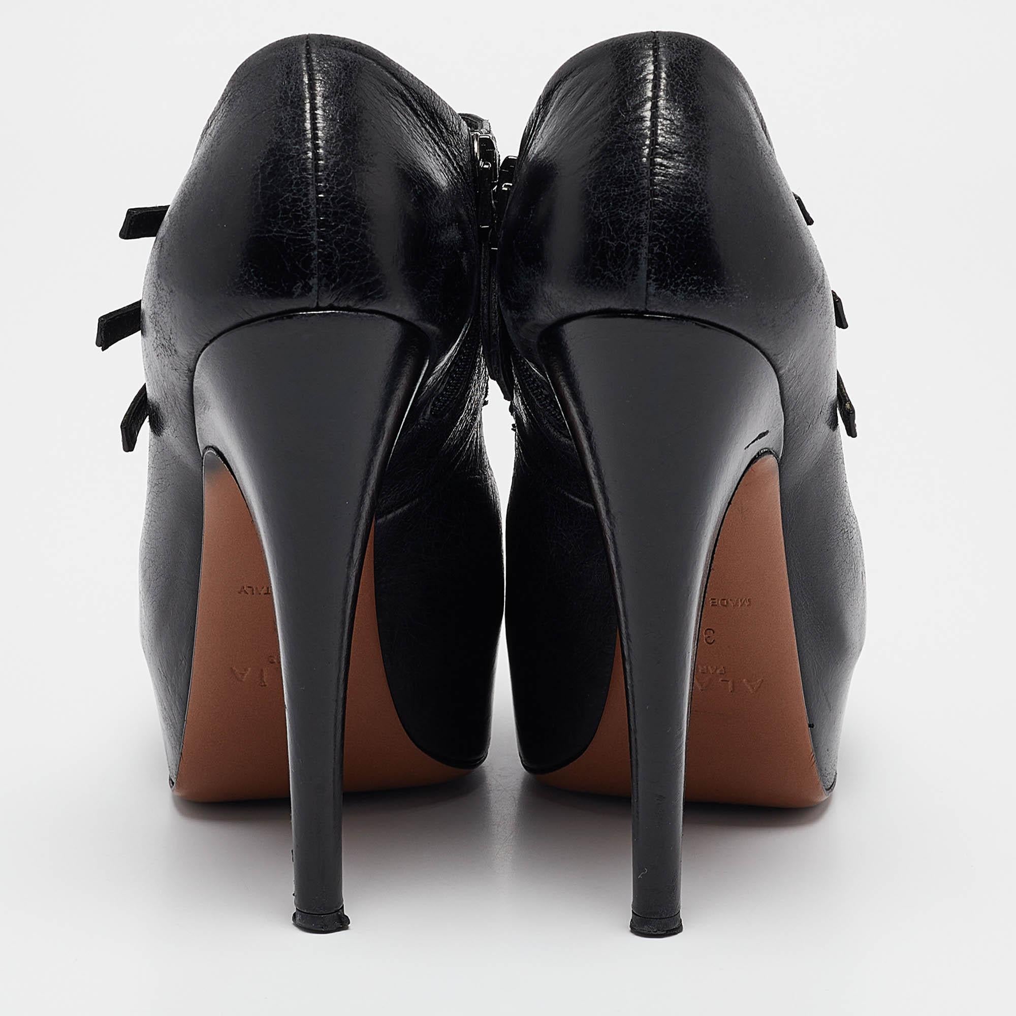 De las mujeres Bombas Mary Jane de plataforma de cuero negro Alaia talla 38 en venta