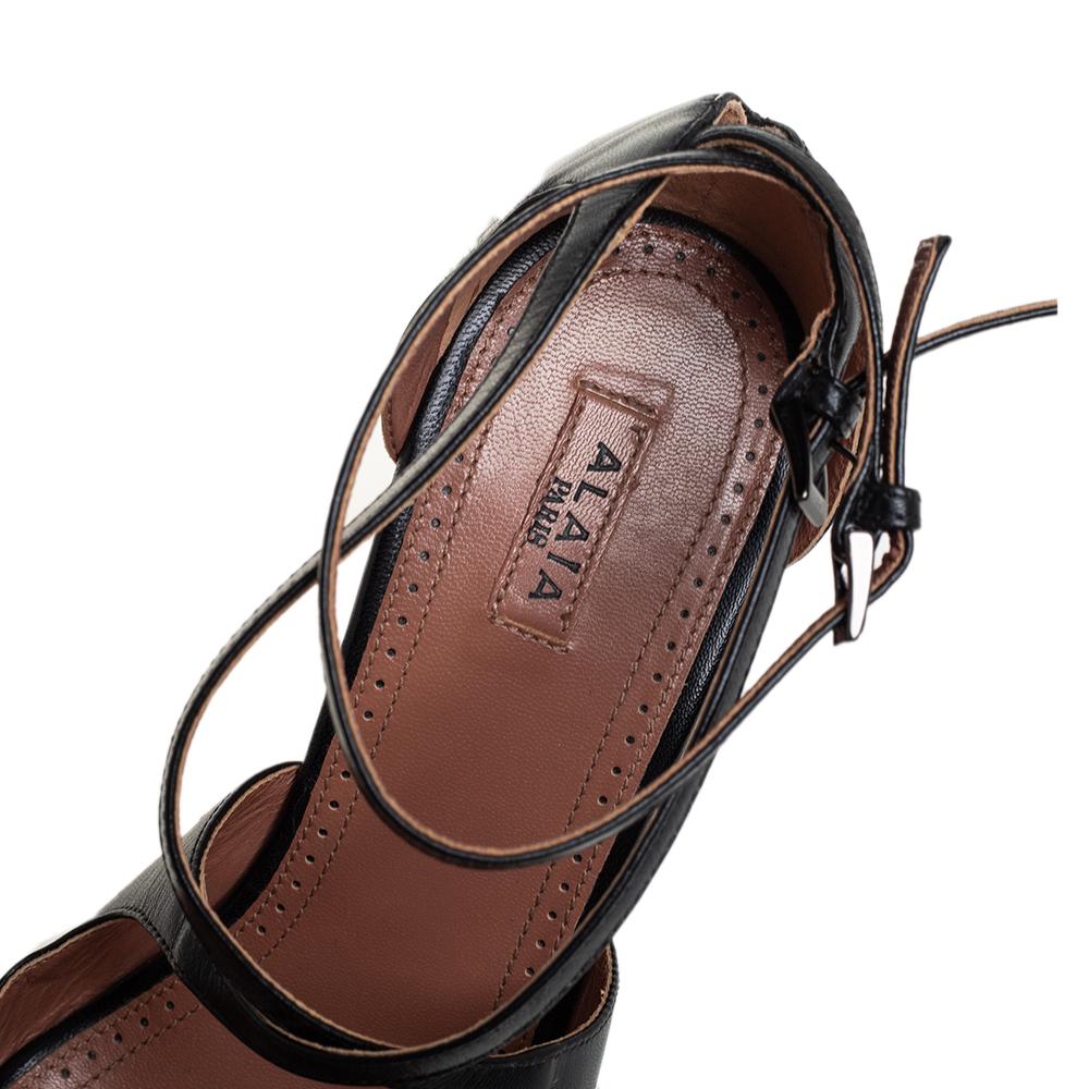Alaia Black Leather Platform Wedge Sandals Size 39 In Good Condition In Dubai, Al Qouz 2