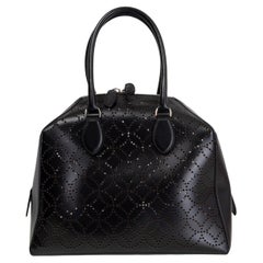 ALAIA - Sac fourre-tout en cuir noir TRAPEZ MEDIUM ARABESQUE LASER-CUT