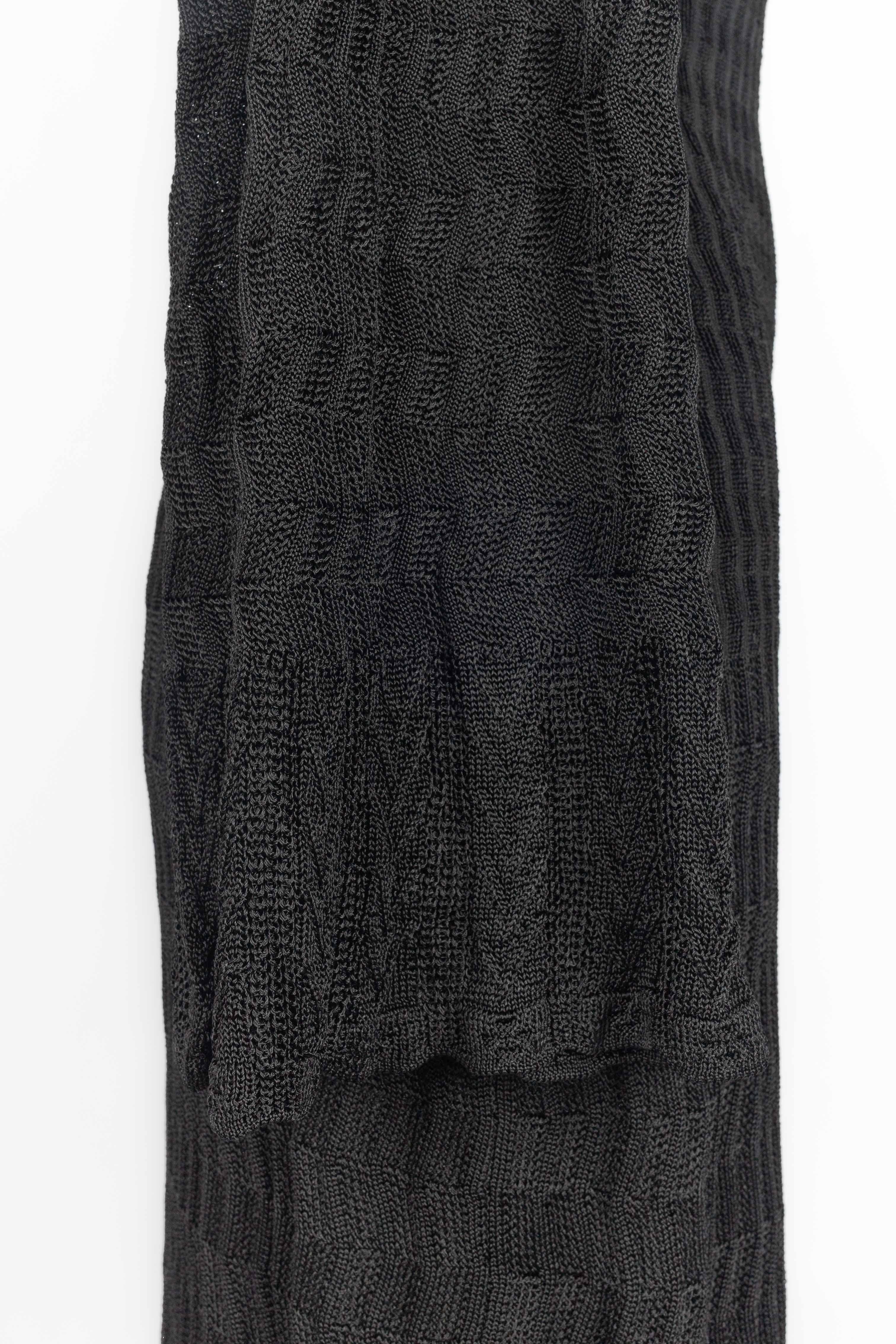 Alaïa - Robe en maille noire en vente 3