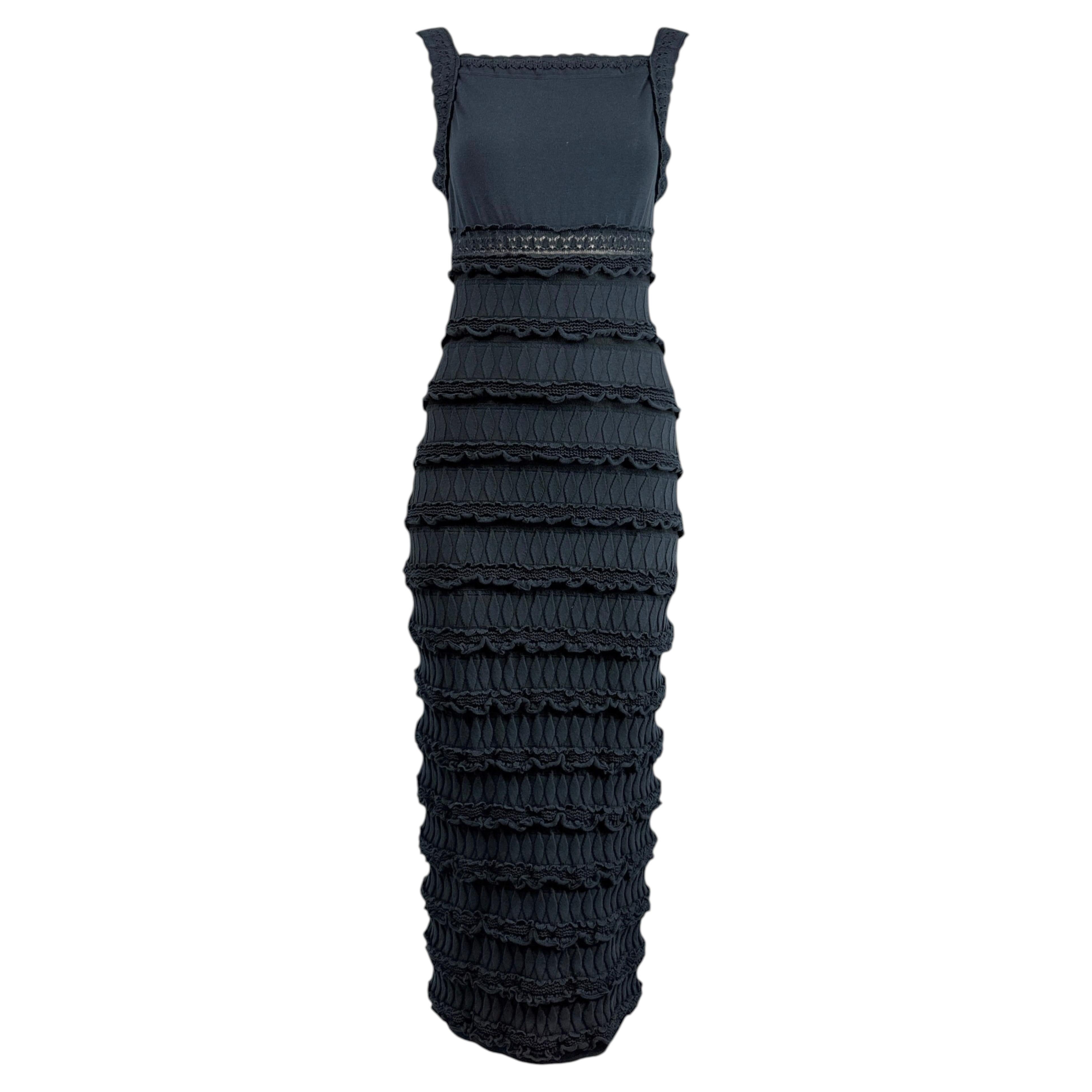 Schwarzes Midi-Kleid mit Rüschen von Alaïa