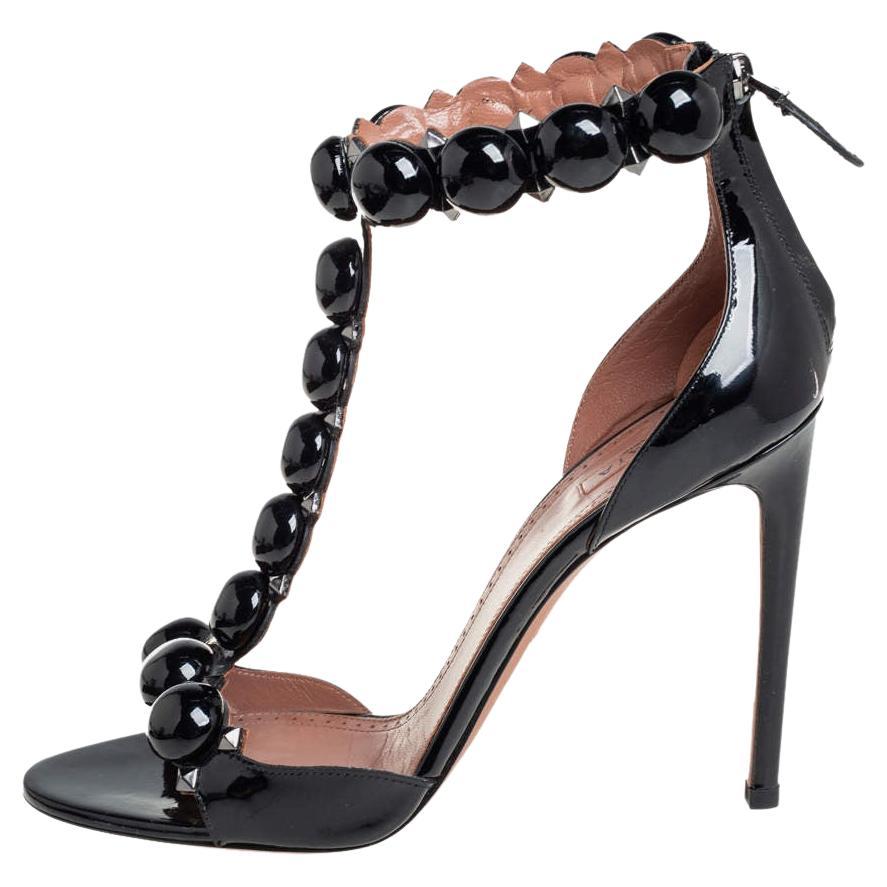Alaia Black Patent Leather Bombe T-strap Sandals Size 39 For Sale