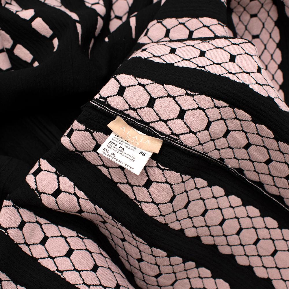 Alaia Black & Pink Stretch Knit Scalloped Dress - Size US 4 For Sale 1