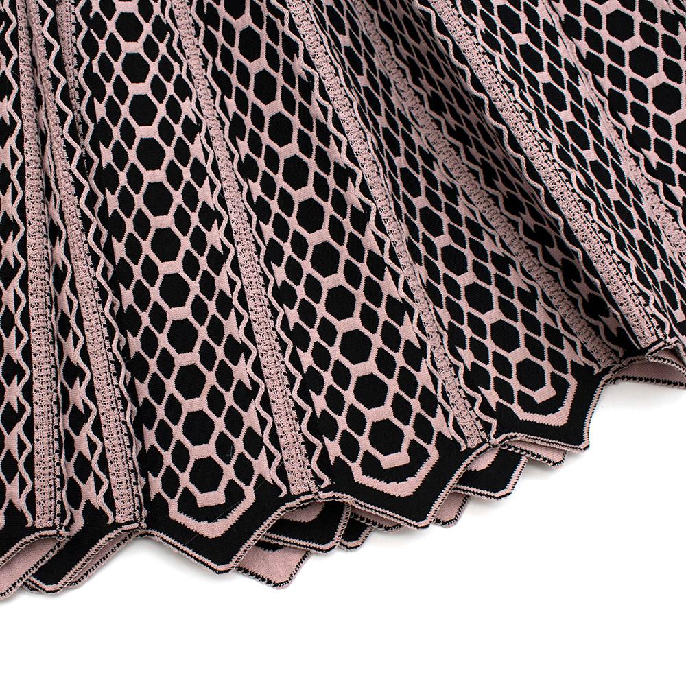 Alaia Black & Pink Stretch Knit Scalloped Dress - Size US 4 For Sale 2