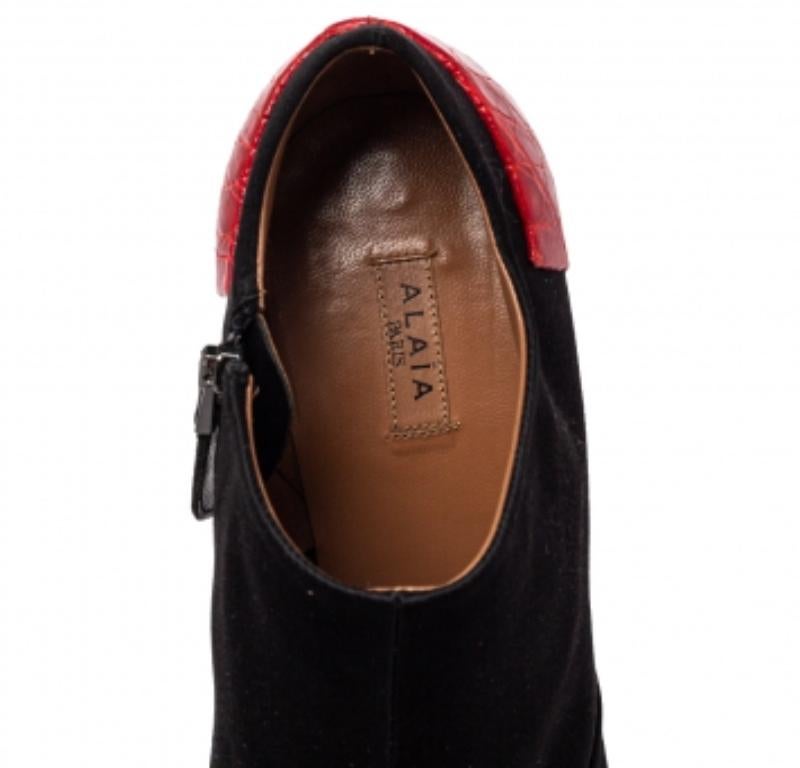Alaia Black/Red Satin And Croc Embossed Leather Ankle Boots Size 39 For Sale 1