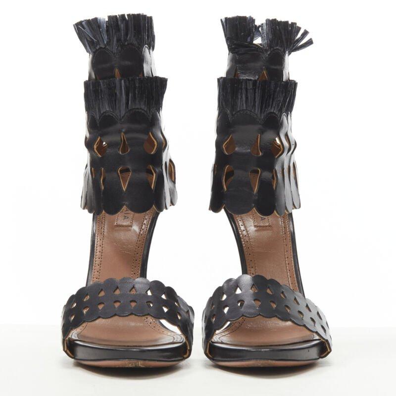 Black ALAIA black squiggle cut out raffia fringe platform high heel sandals EU38 For Sale