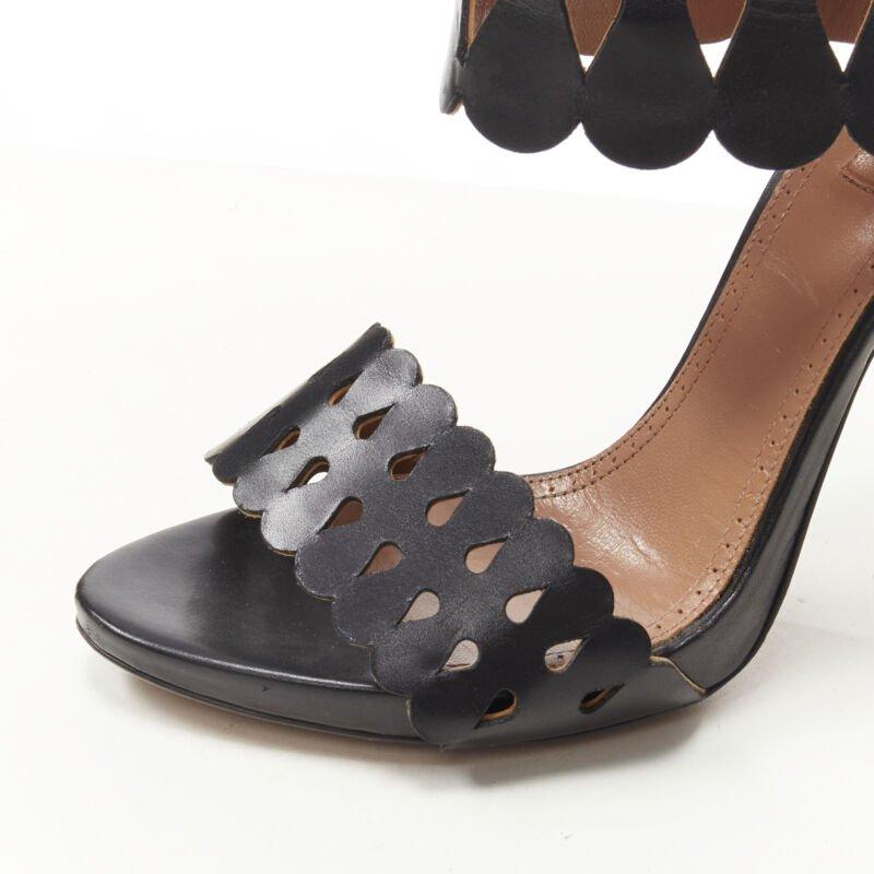 ALAIA black squiggle cut out raffia fringe platform high heel sandals EU38 For Sale 2