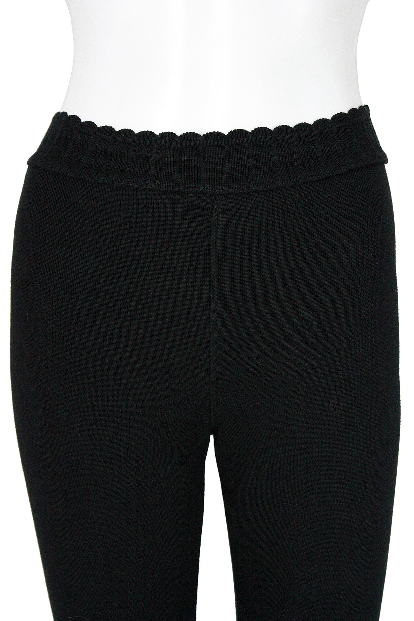 Alaïa Black Stretchy Knit Leggings In Good Condition In Los Angeles, CA