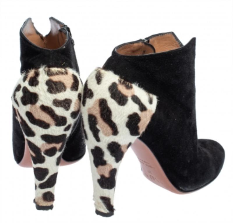Alaia Black Suede And Leopard Print Calf Hair Booties Size 37 For Sale 1