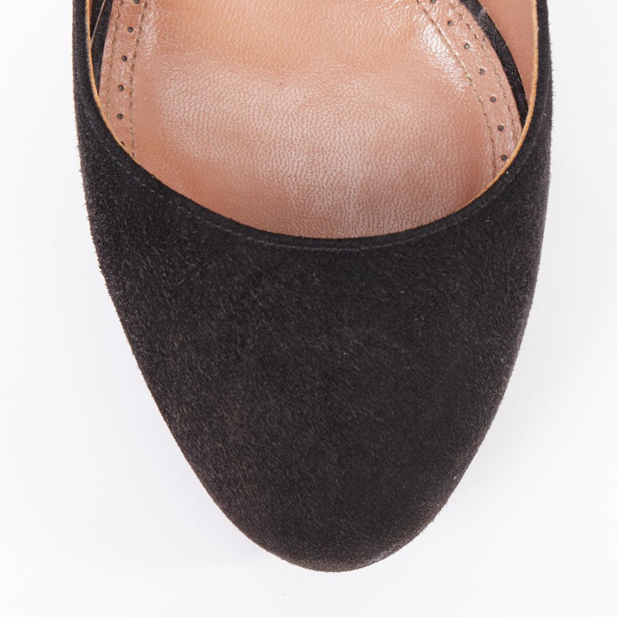ALAIA escarpins à talon haut en cuir velours noir EU35.5 en vente 1