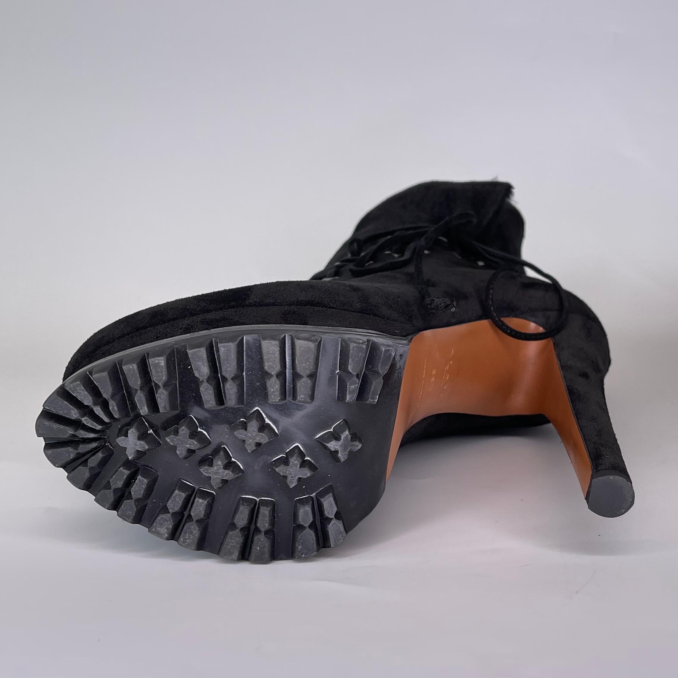 Donna Alaia Stivali da trekking con piattaforma in camoscio nero (38.5 EU) Ariana Grande