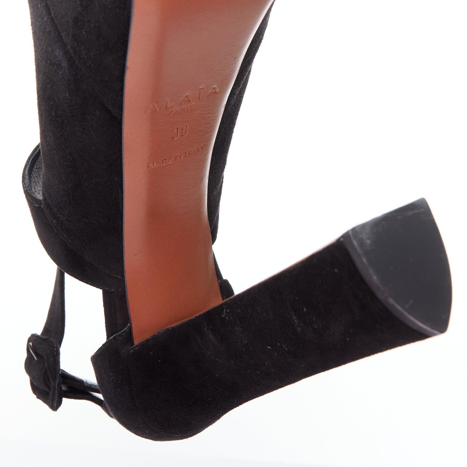 ALAIA en daim noir avec bride enveloppante, talons hauts à plateforme EU38 en vente 5