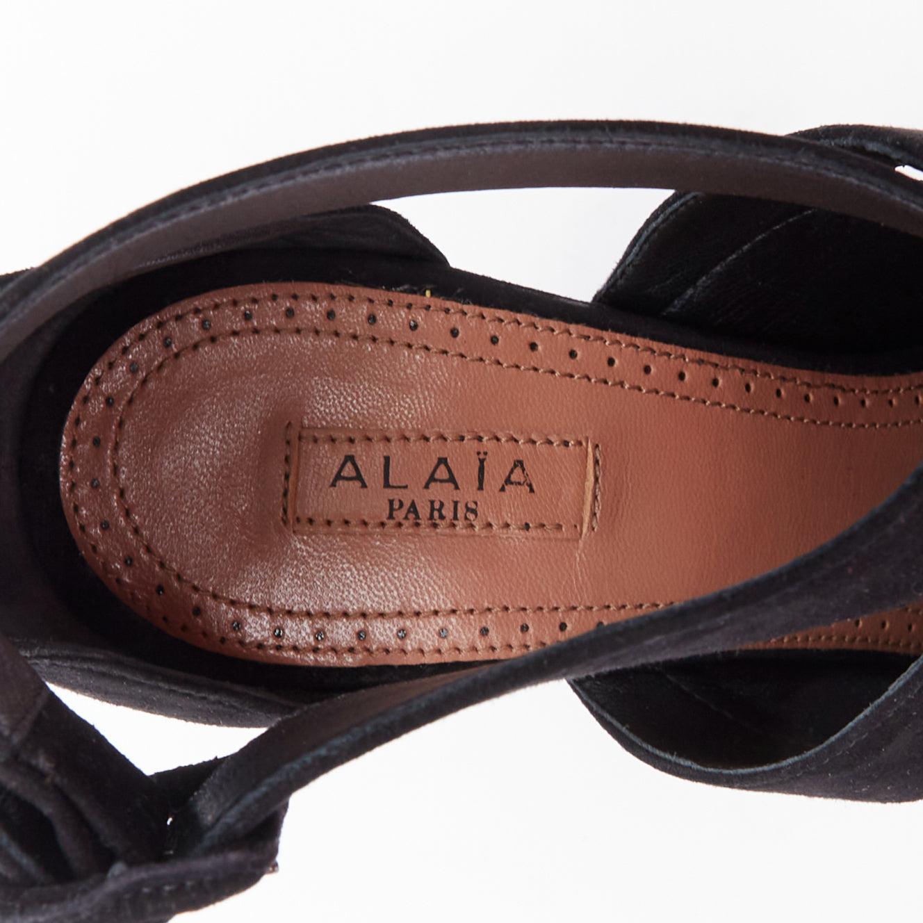 ALAIA en daim noir avec bride enveloppante, talons hauts à plateforme EU38 en vente 4