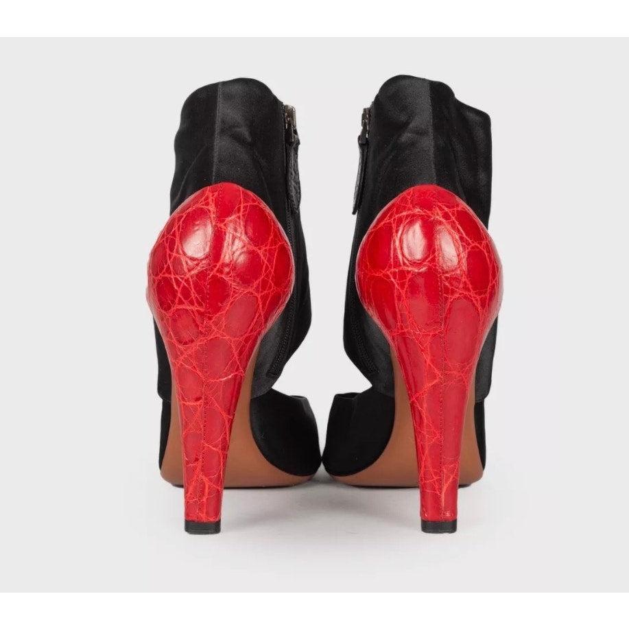 Talons aiguilles en textile noir Alaïa - Taille 40 Bon état - En vente à Krakow, PL