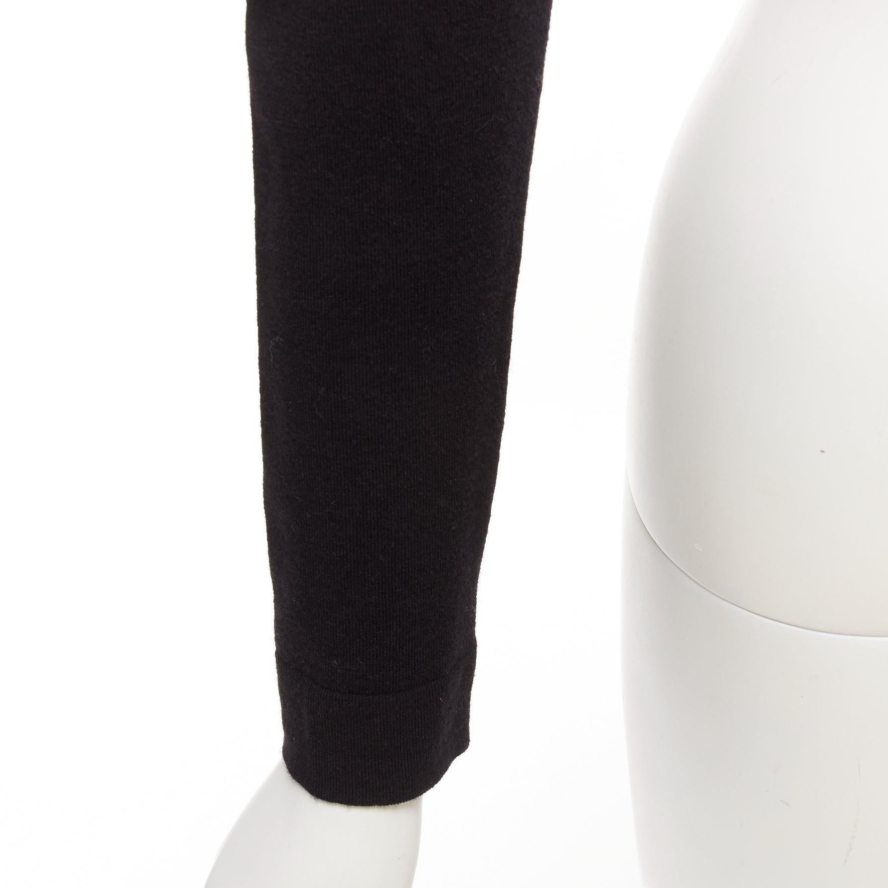ALAIA - Cardigan cropped à manches longues en laine vierge mélangée noire, boutonnée sur le devant FR36 XS en vente 4