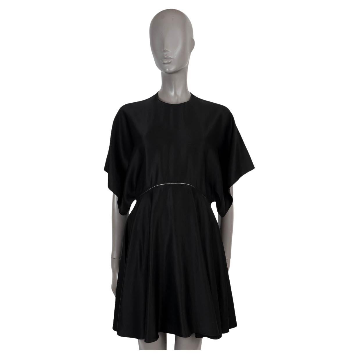 ALAÏA, robe courte façon châle en viscose noire mélangée CREPE WEAVE, 38 S