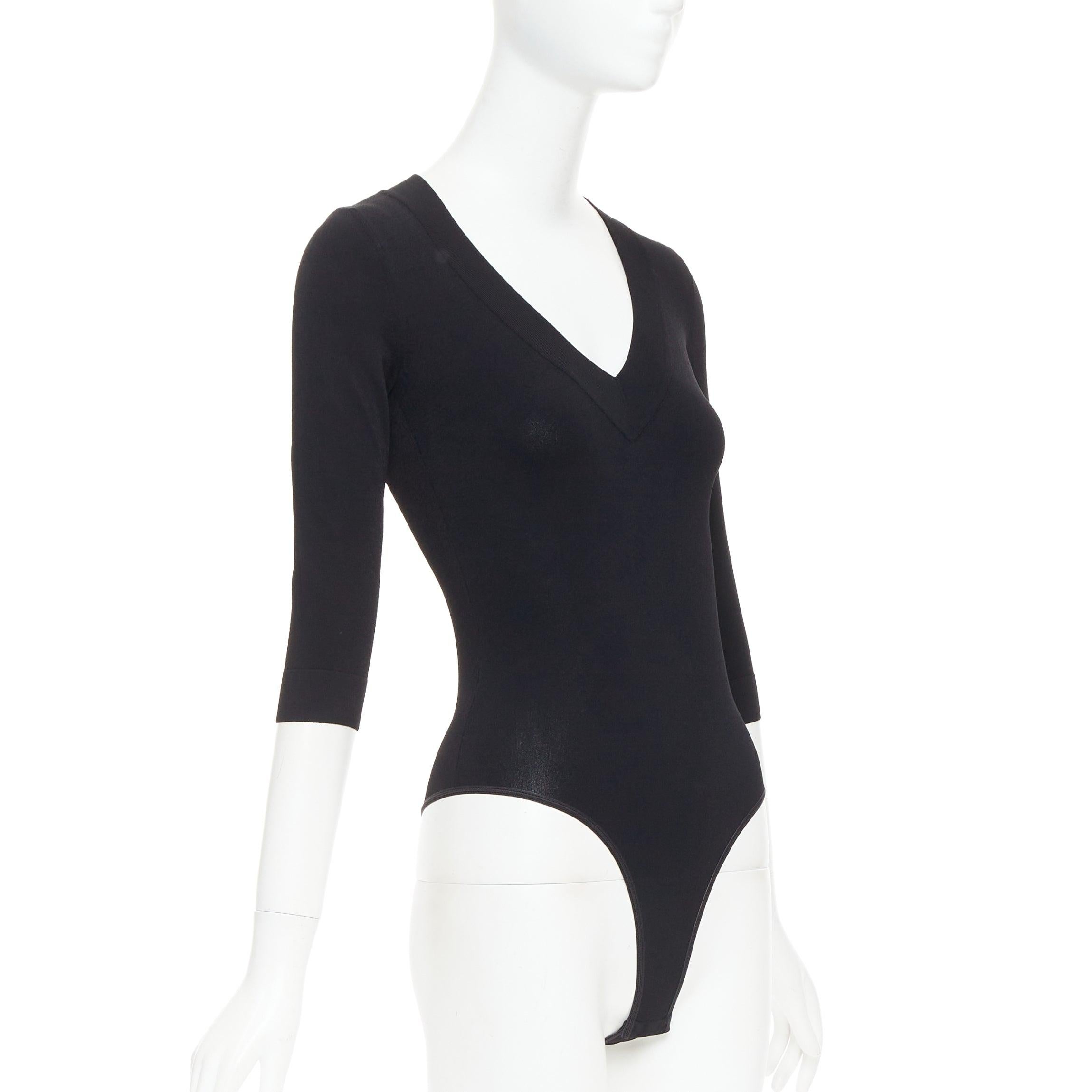 Nero S.I.V.A. nero in misto viscosa con scollo a V, t-shirt e body top FR36 S. in vendita
