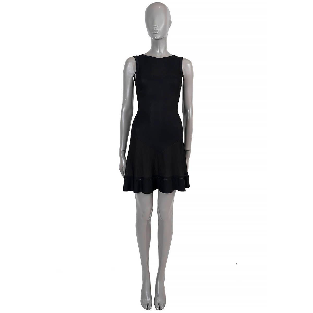 Robe Alaïa en maille jersey de viscose noire, 40 M Excellent état - En vente à Zürich, CH