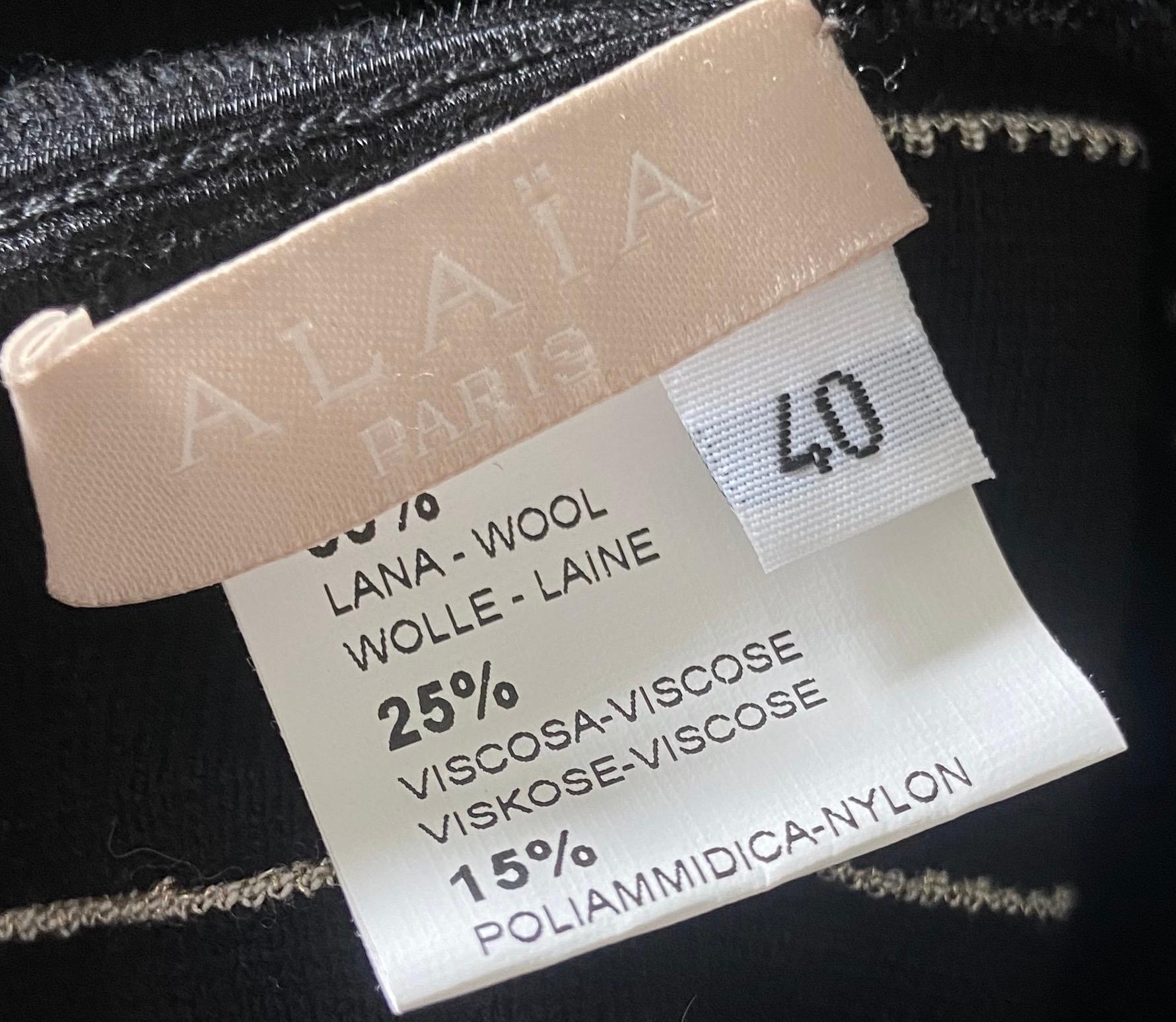 Alaia - Robe patineuse en tricot noir et blanc Pour femmes en vente