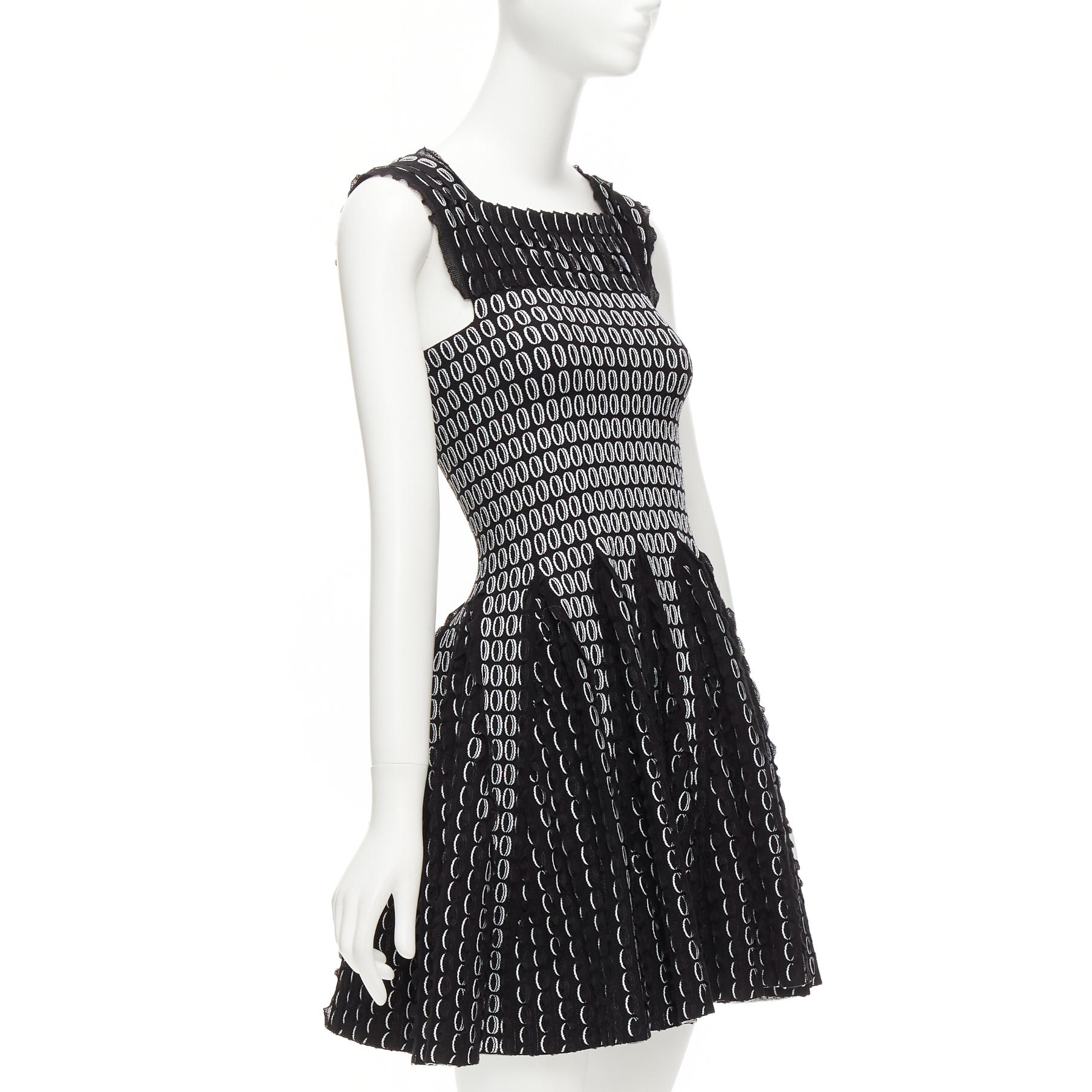 ALAIA black white scallop ruffle eyelet jacquard knitted fit flare dress FR36 S In New Condition In Hong Kong, NT