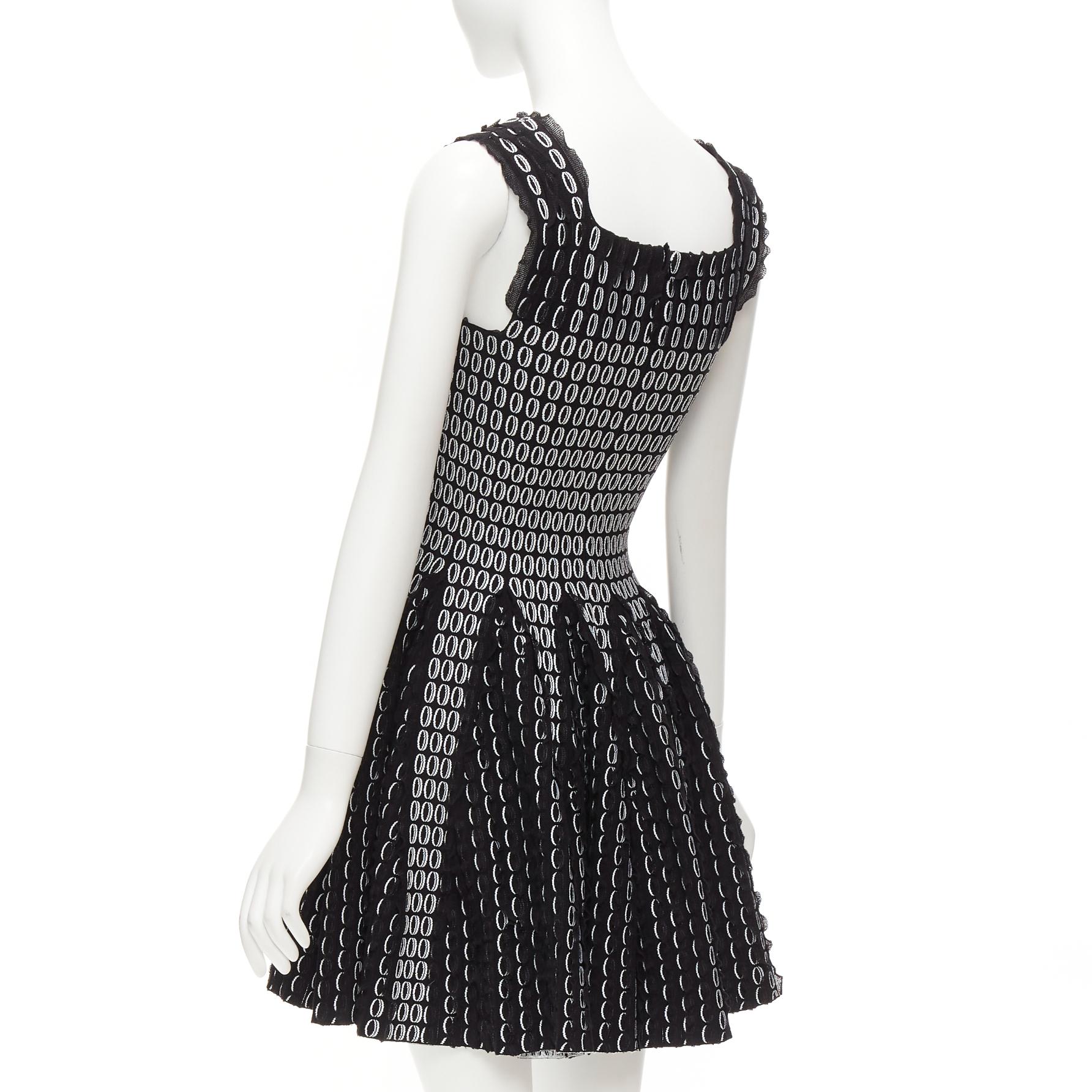 ALAIA black white scallop ruffle eyelet jacquard knitted fit flare dress FR36 S For Sale 2