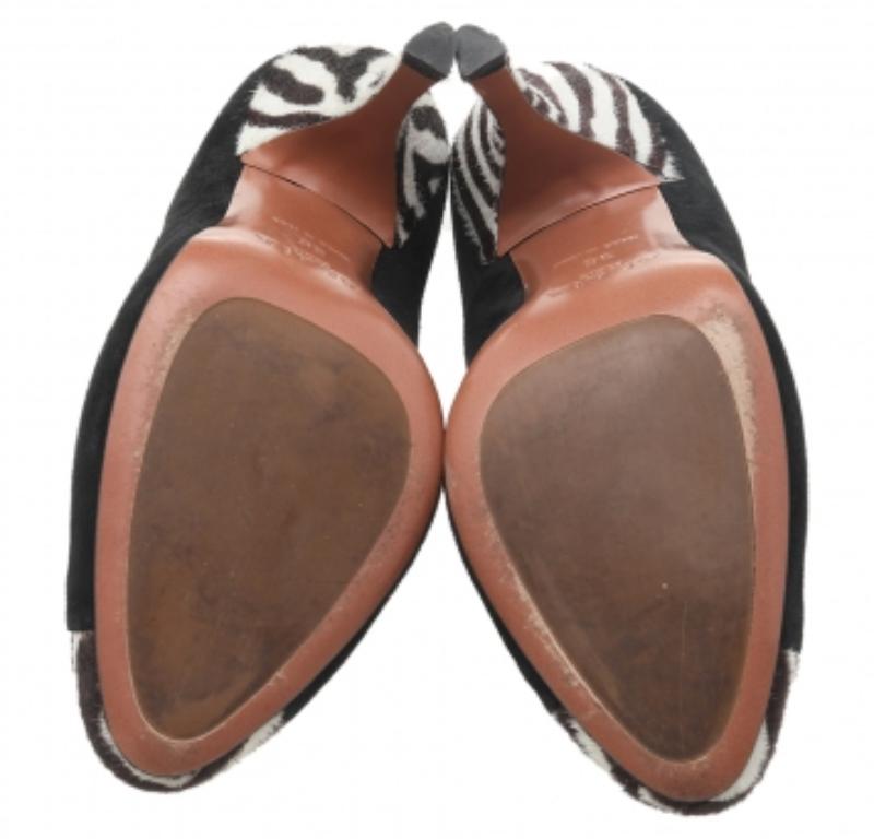 Alaia - Escarpins en daim et poils de veau imprimés zébrés, noir/blanc, avec nœud, taille 36 2