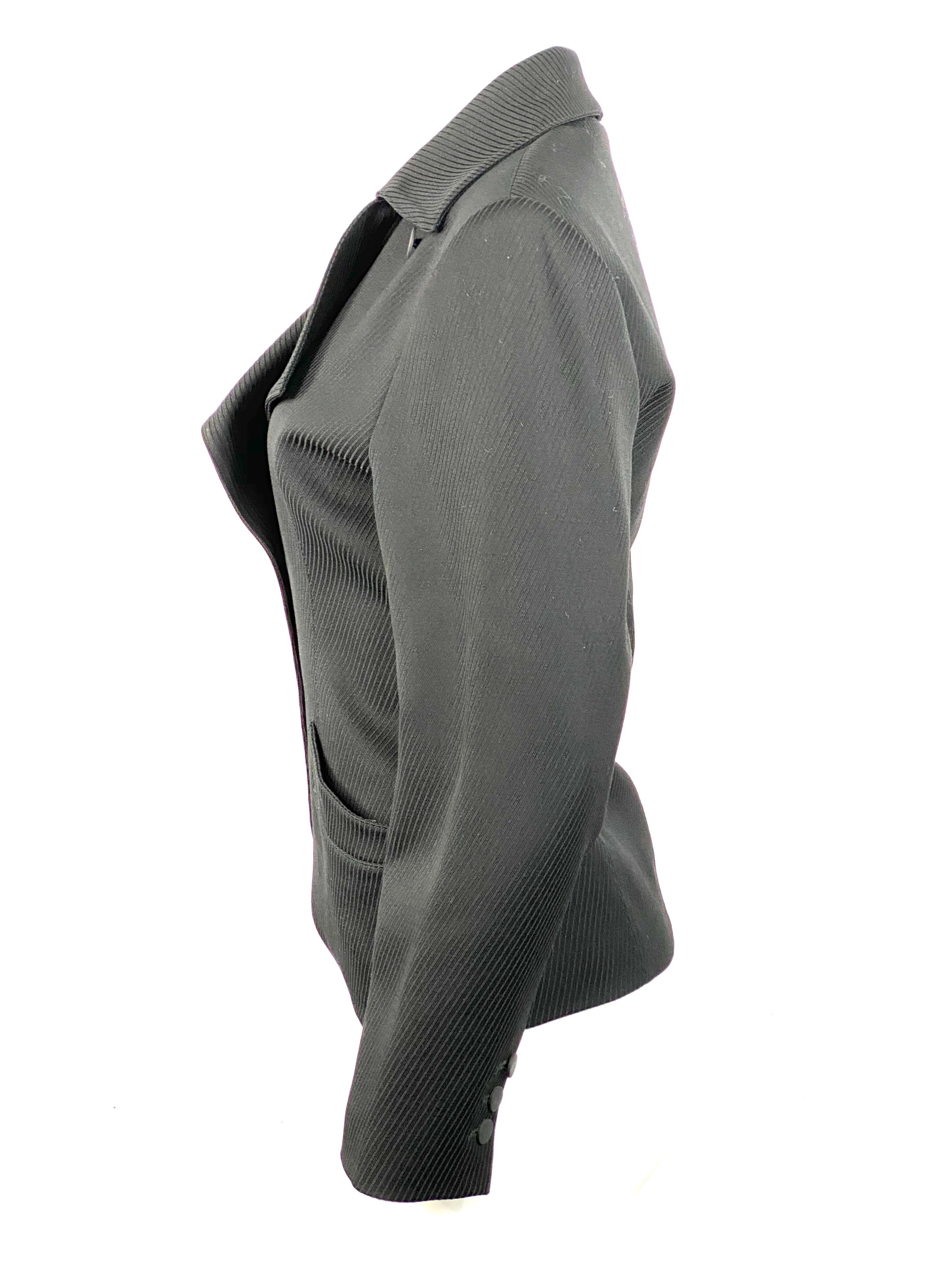 Giacca Blazer Alaia in lana nera taglia 38 In condizioni ottime in vendita a Beverly Hills, CA