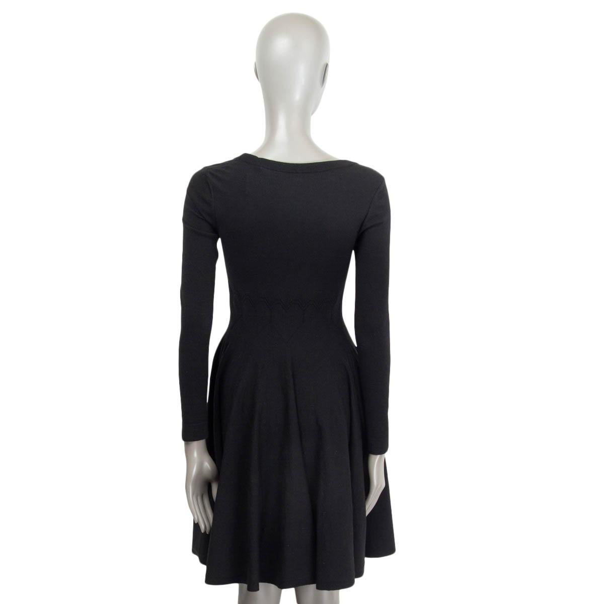 Women's ALAIA black wool blend SCOOP NECK SLEEVELESS FLARED Dress S For Sale