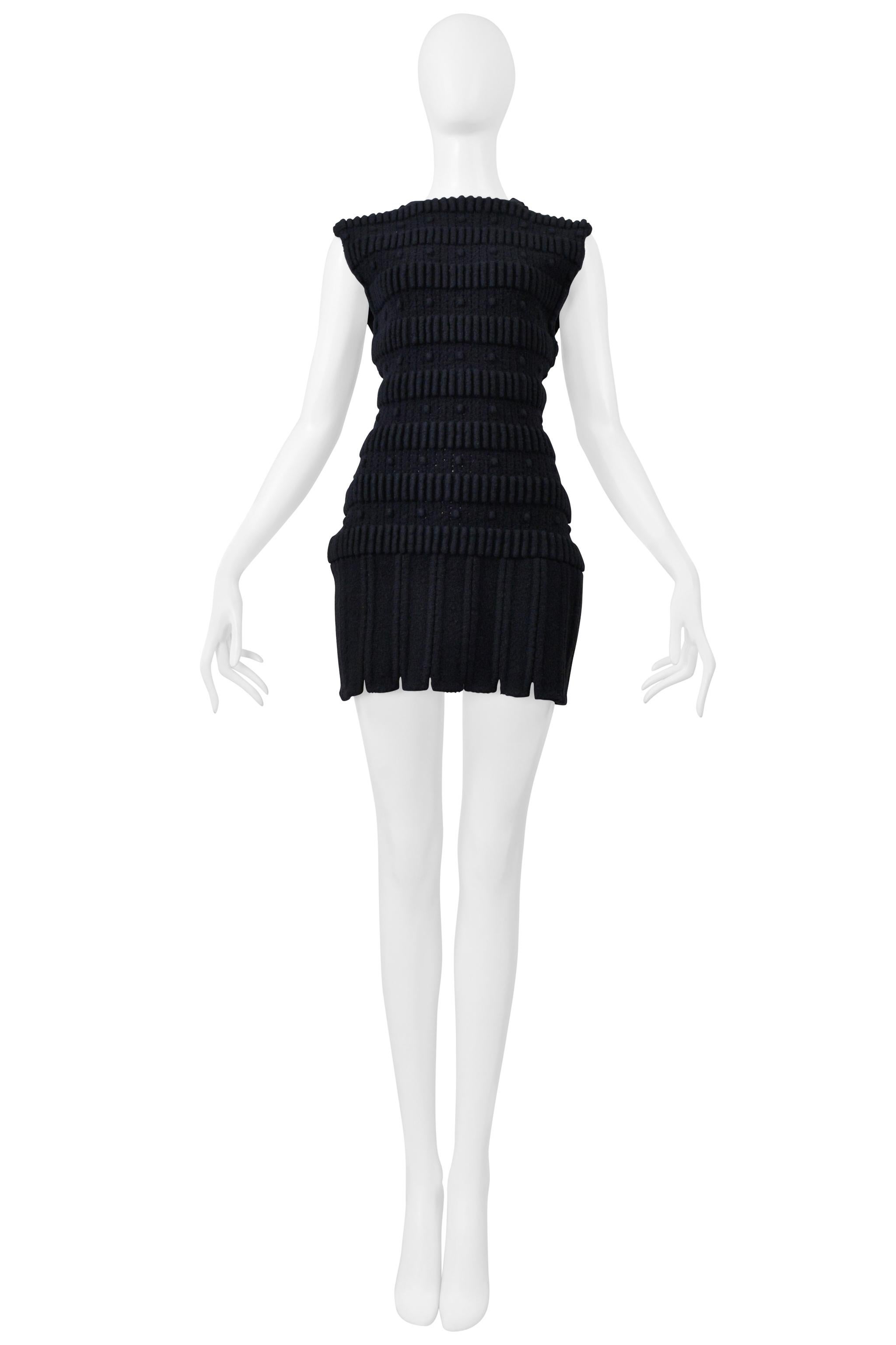 Alaia Schwarzes Wolle Fancy Knit Armor Minikleid im Angebot 1